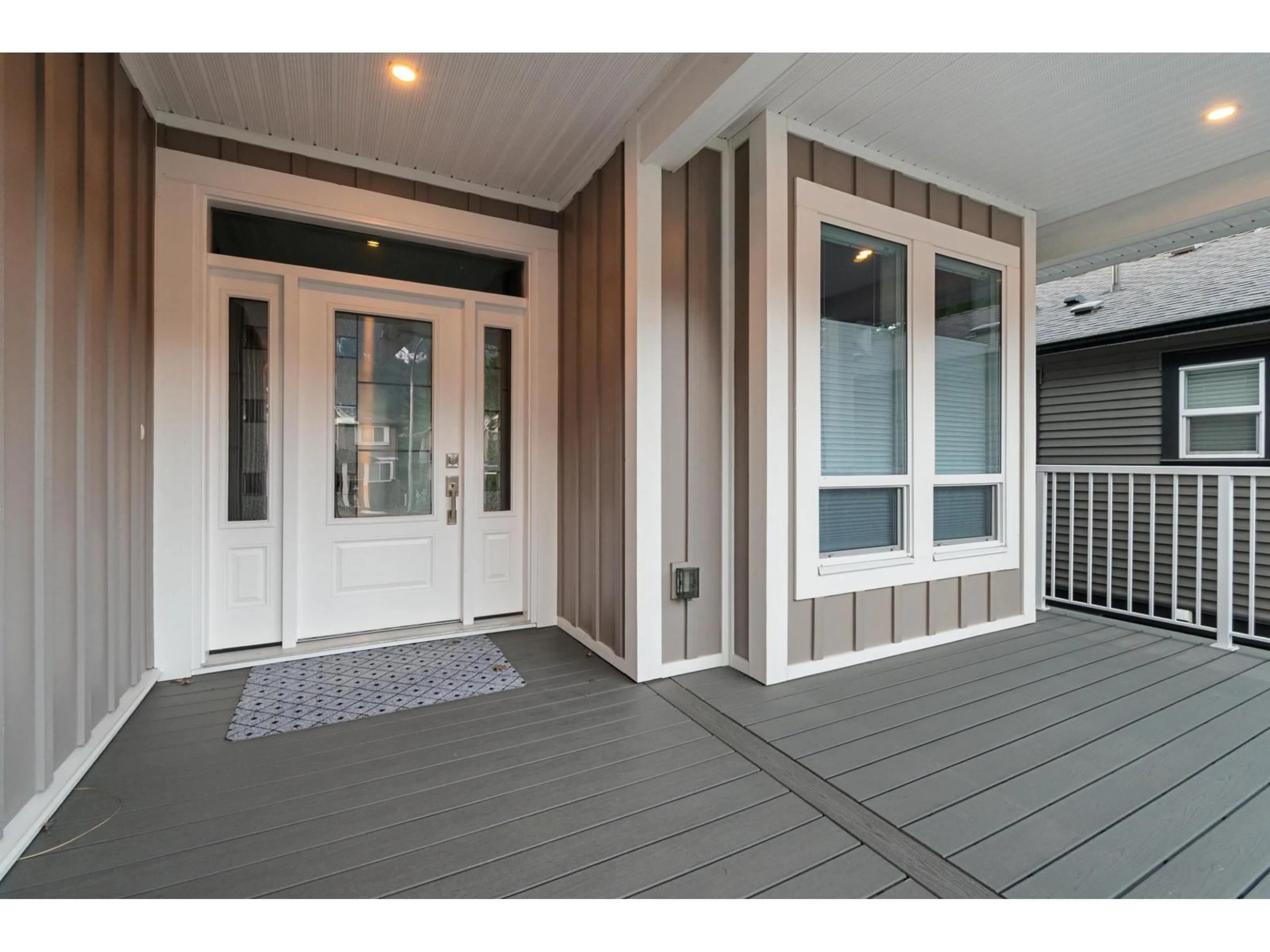 Indoor entryway for 65737 VALLEY VIEW PLACE, Hope British Columbia V0X1L1