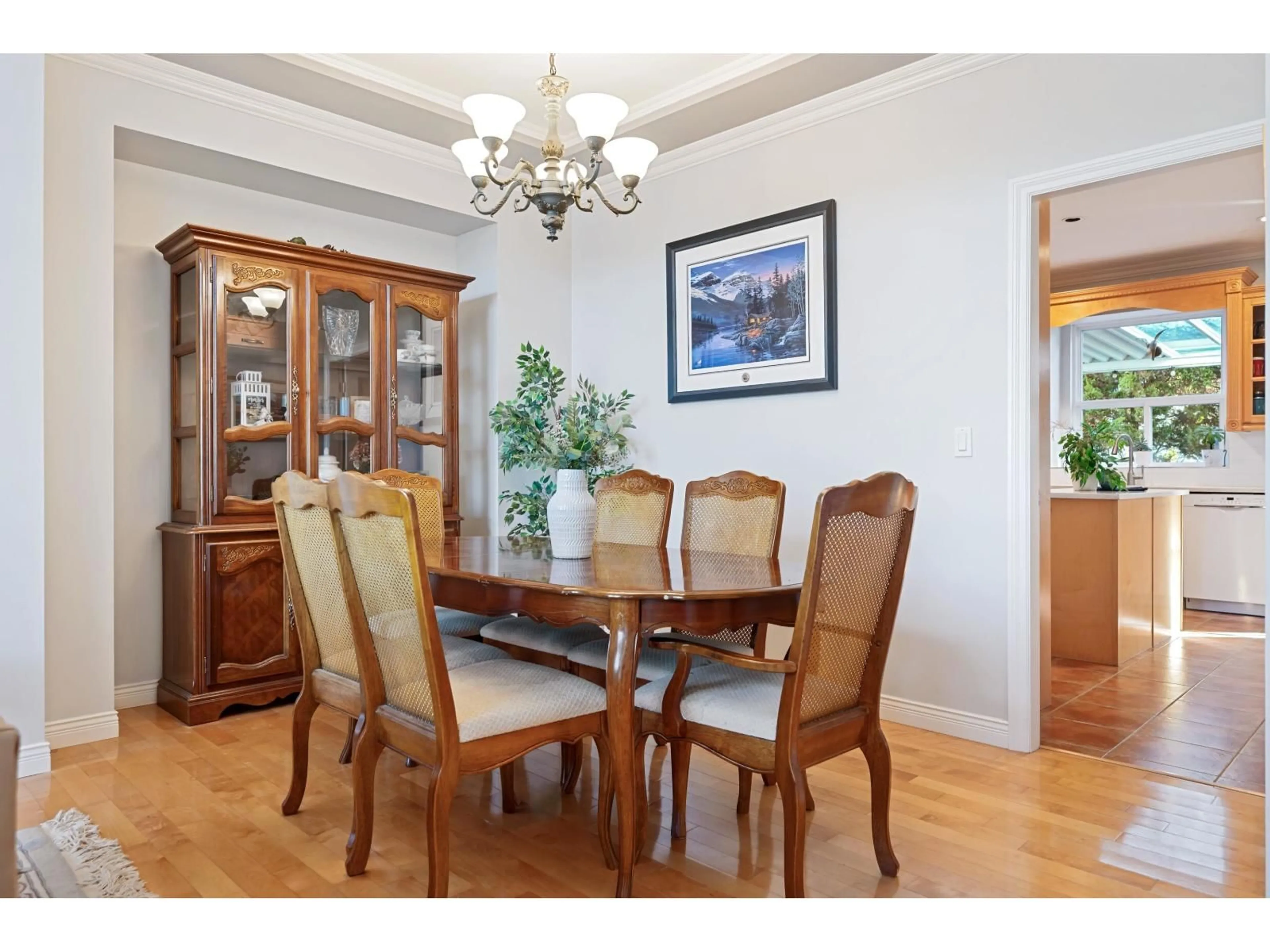 Dining room, wood/laminate floor for 16958 80A AVENUE, Surrey British Columbia V4N4Y7