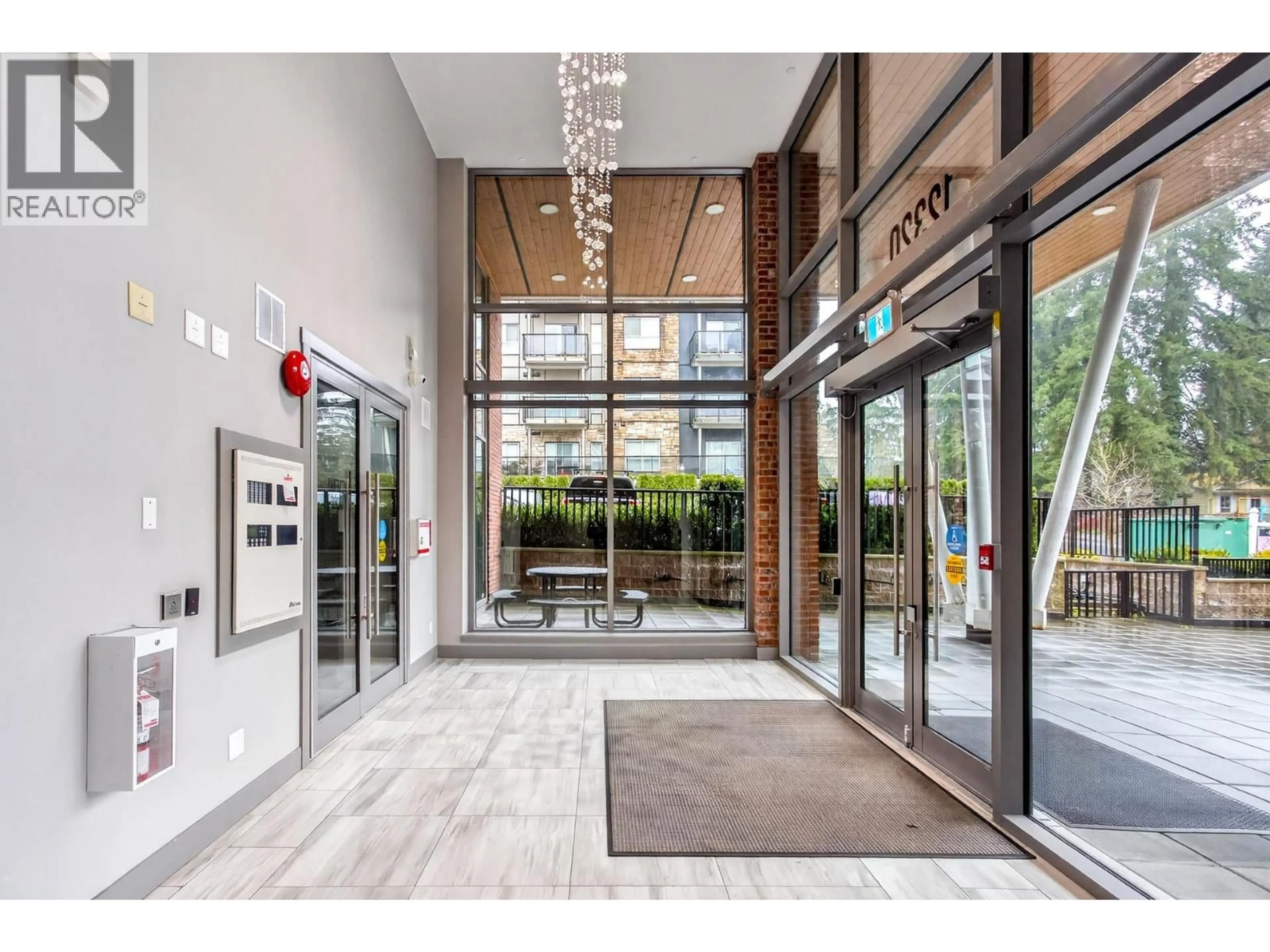 Indoor foyer for 303 - 12320 222 STREET, Maple Ridge British Columbia V2X4K8