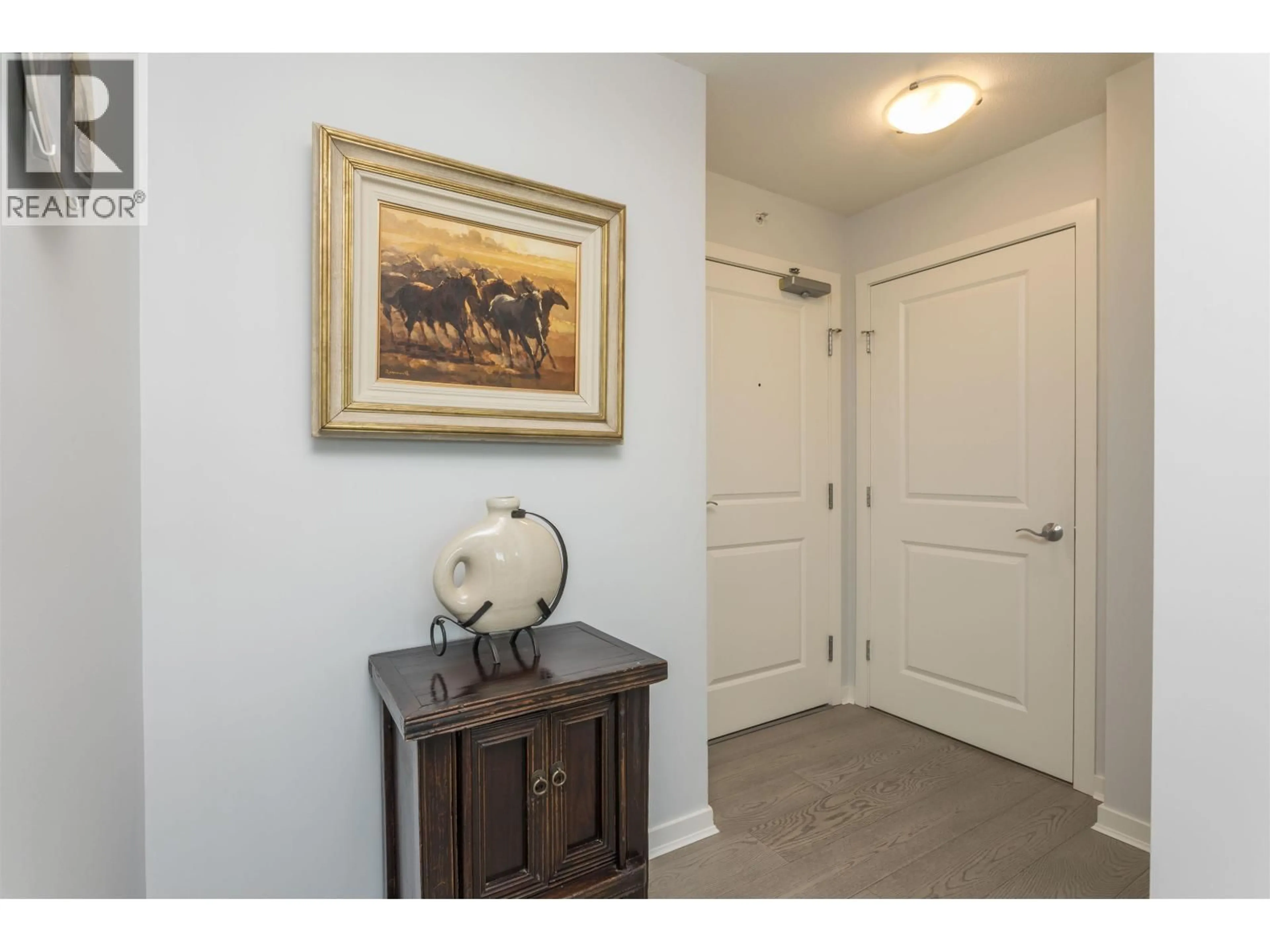 Indoor entryway for 804 - 2799 YEW STREET, Vancouver British Columbia V6K4W2