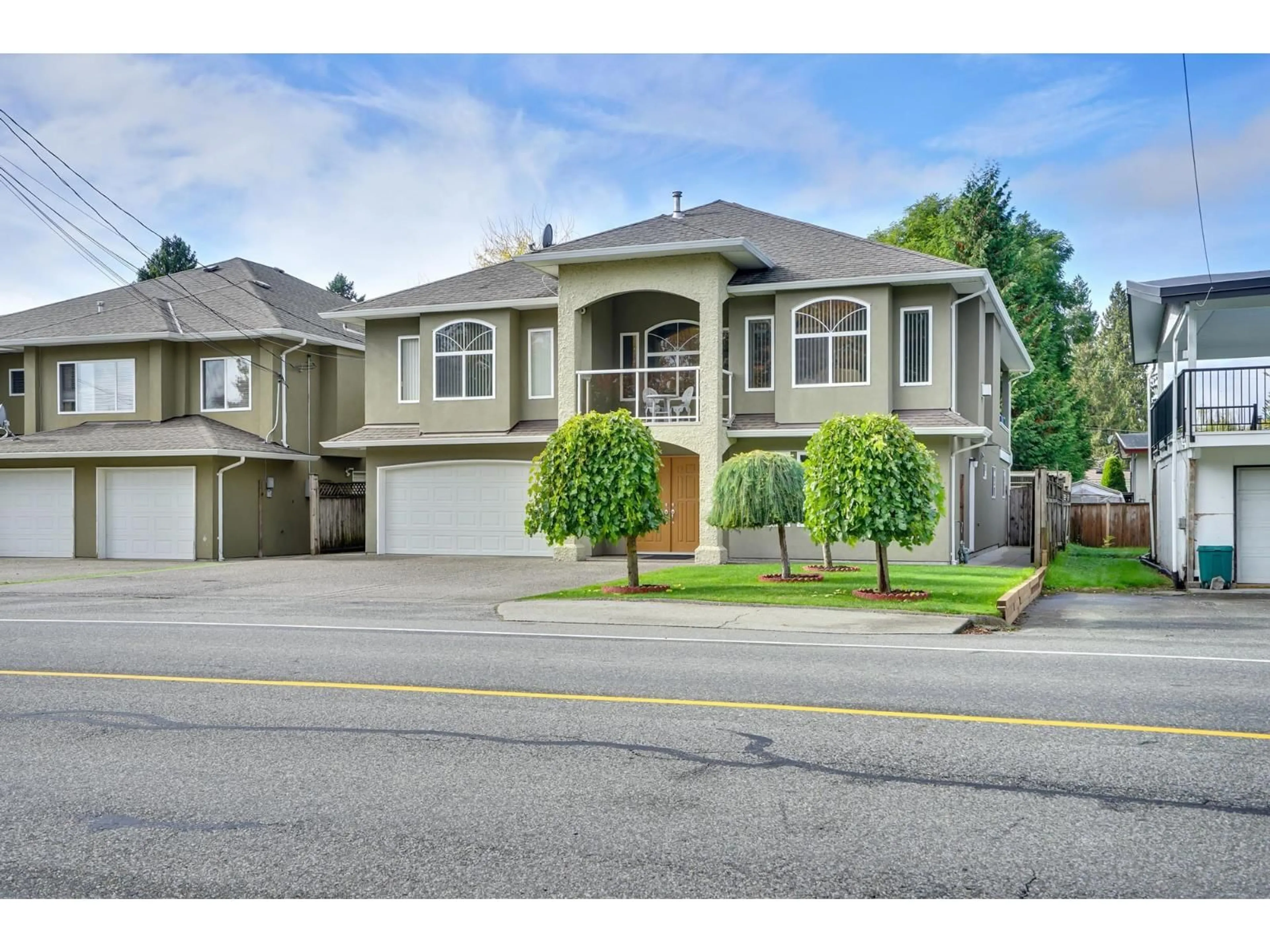 Home with vinyl exterior material, street for 7699 WREN STREET, Mission British Columbia V2V3C2