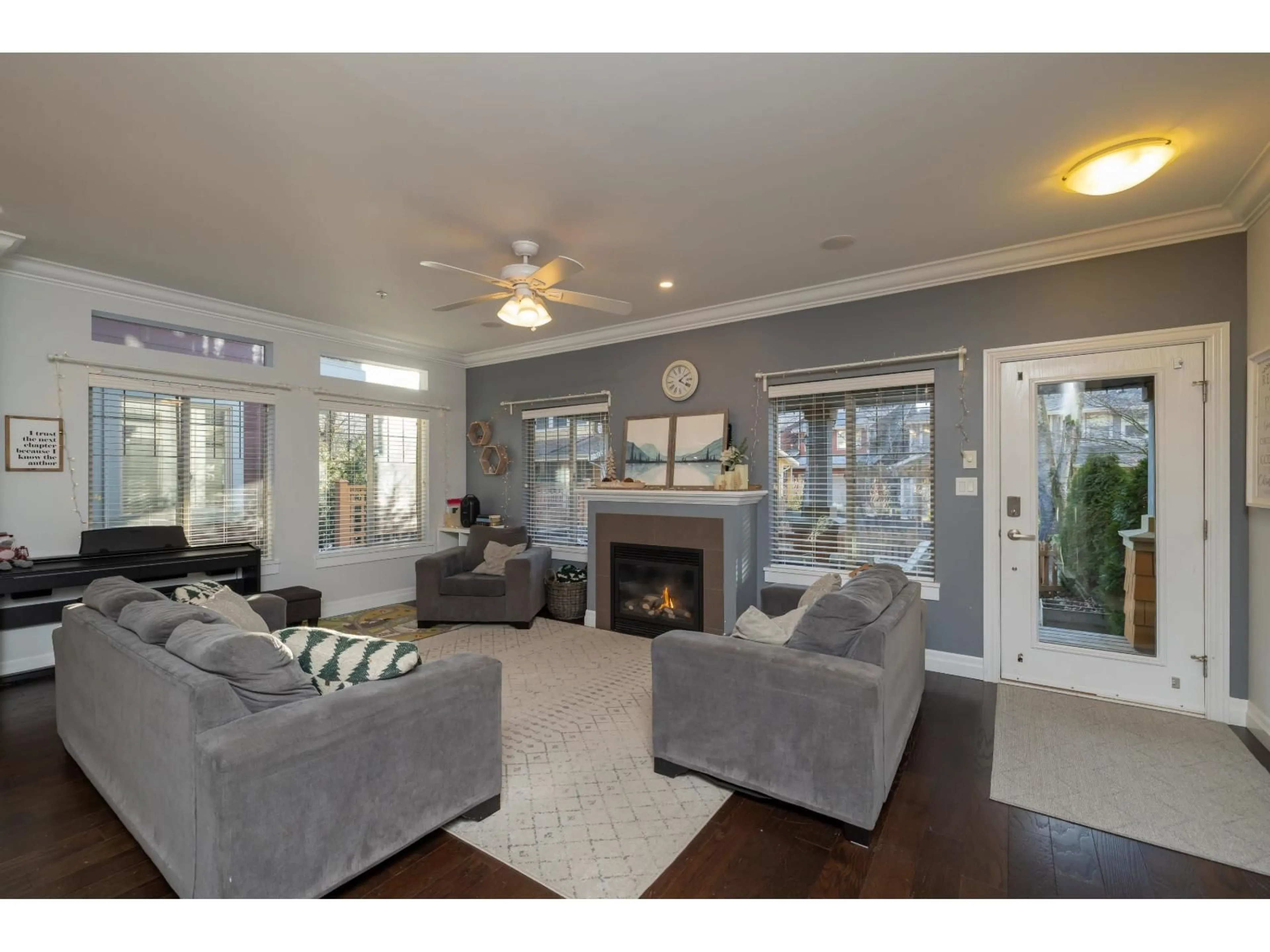 Living room with furniture, unknown for 13 - 45345 CHEHALIS DRIVE, Chilliwack British Columbia V2R0T2