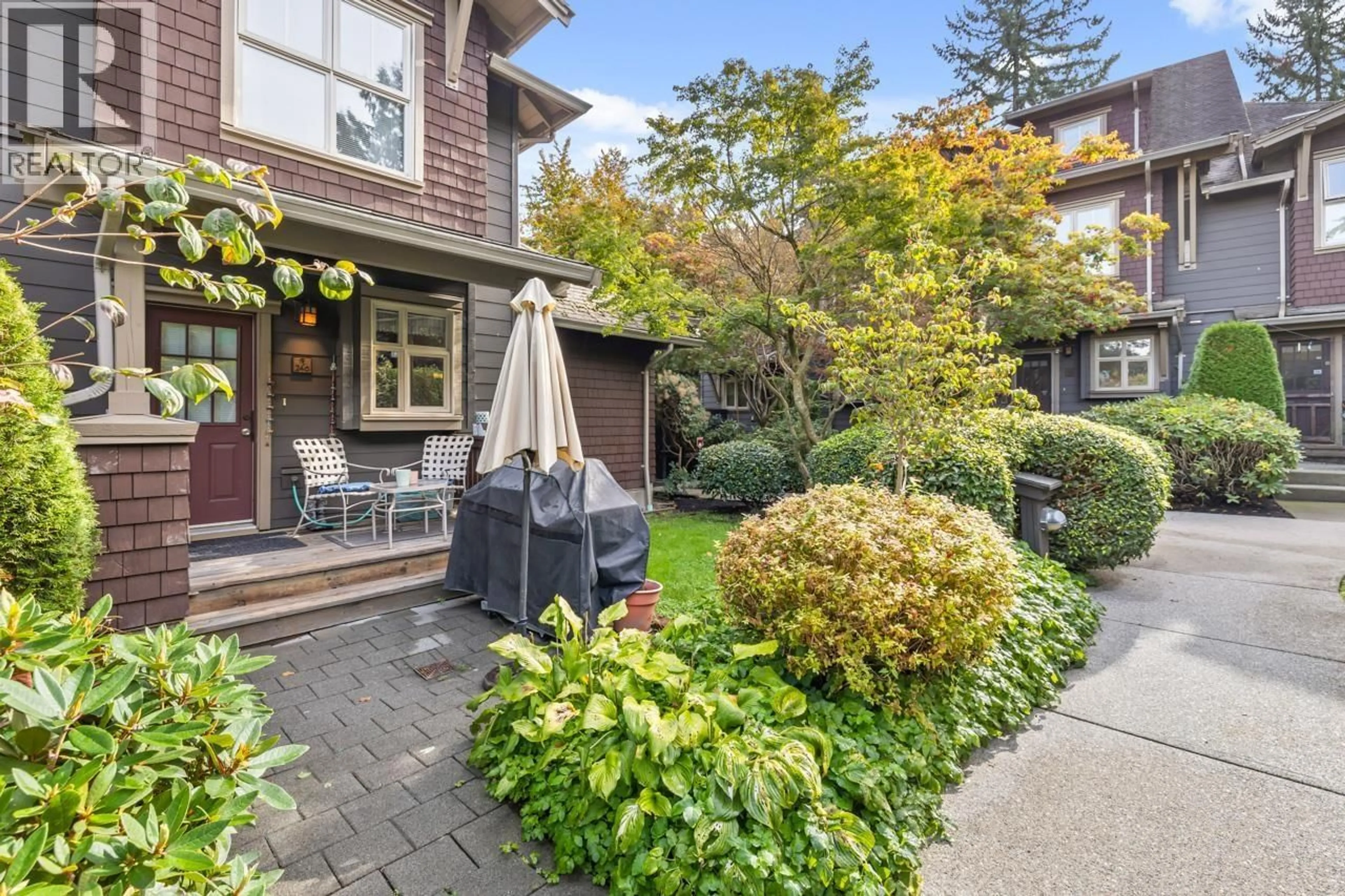 Patio, street for 246 - 600 PARK CRESCENT, New Westminster British Columbia V3L5W1