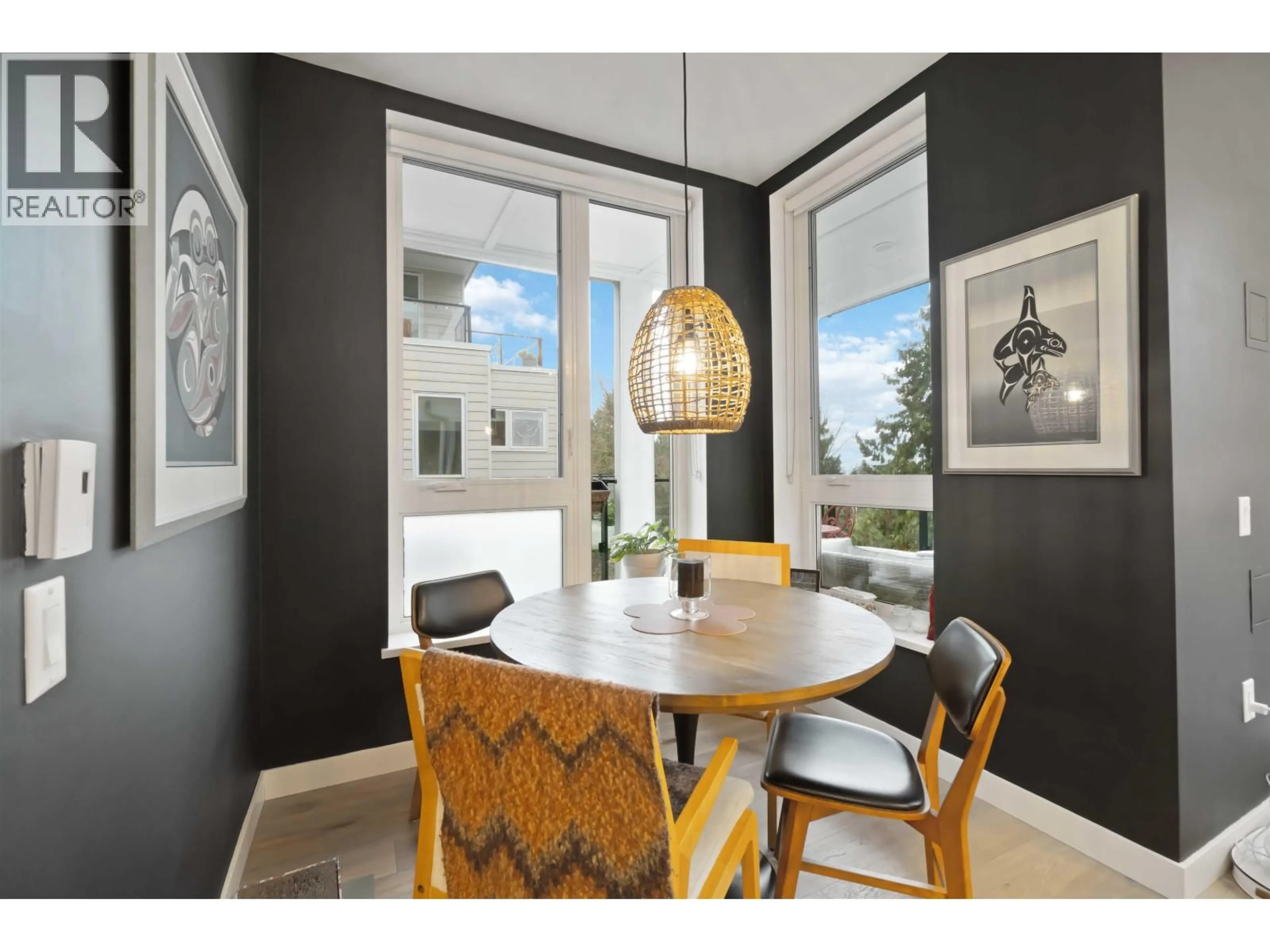 Dining room, unknown for 403 - 2137 CHESTERFIELD AVENUE, North Vancouver British Columbia V7M2P7