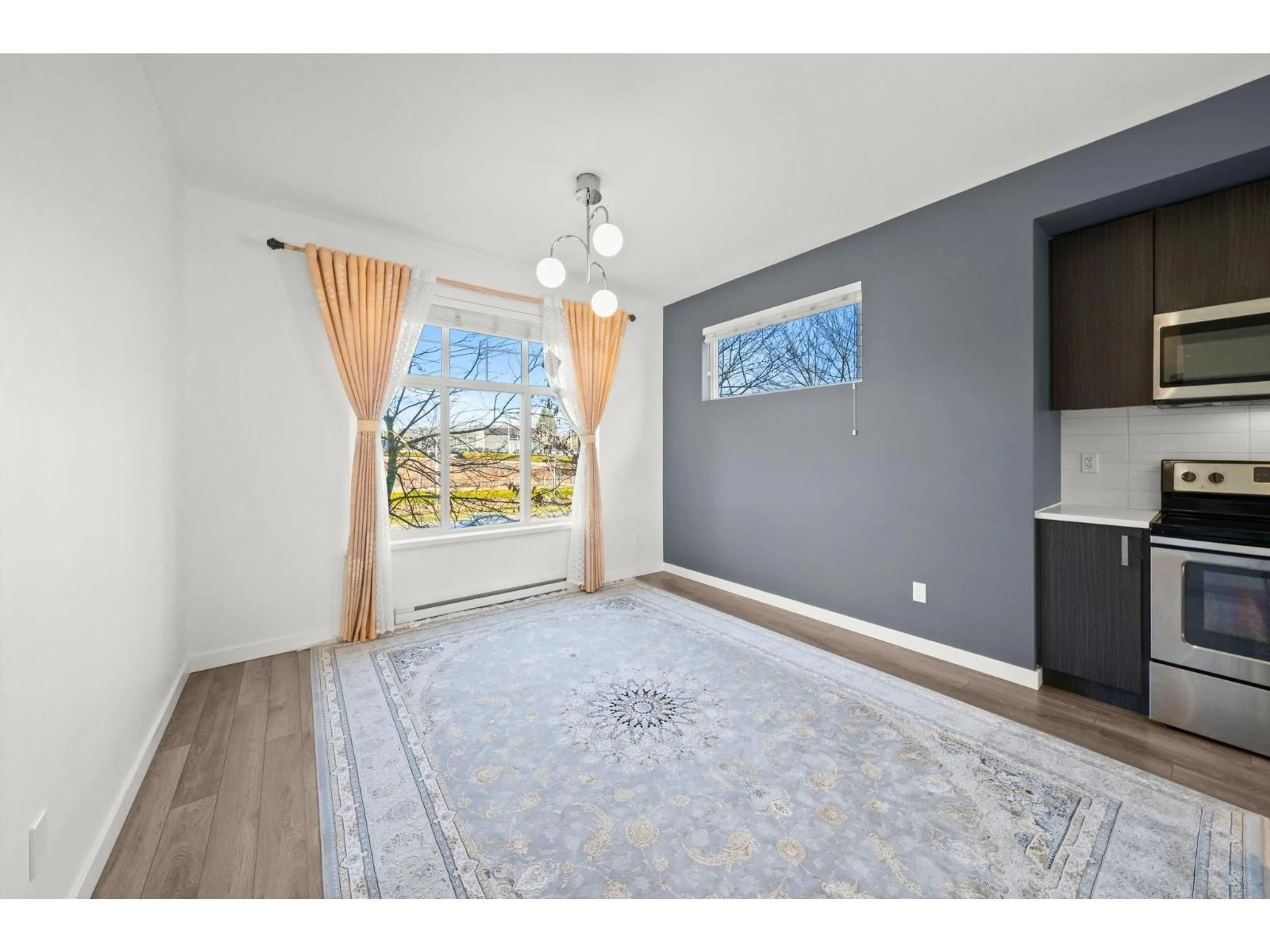 A pic of a room for 31 - 15340 GUILDFORD DRIVE, Surrey British Columbia V3R0C9
