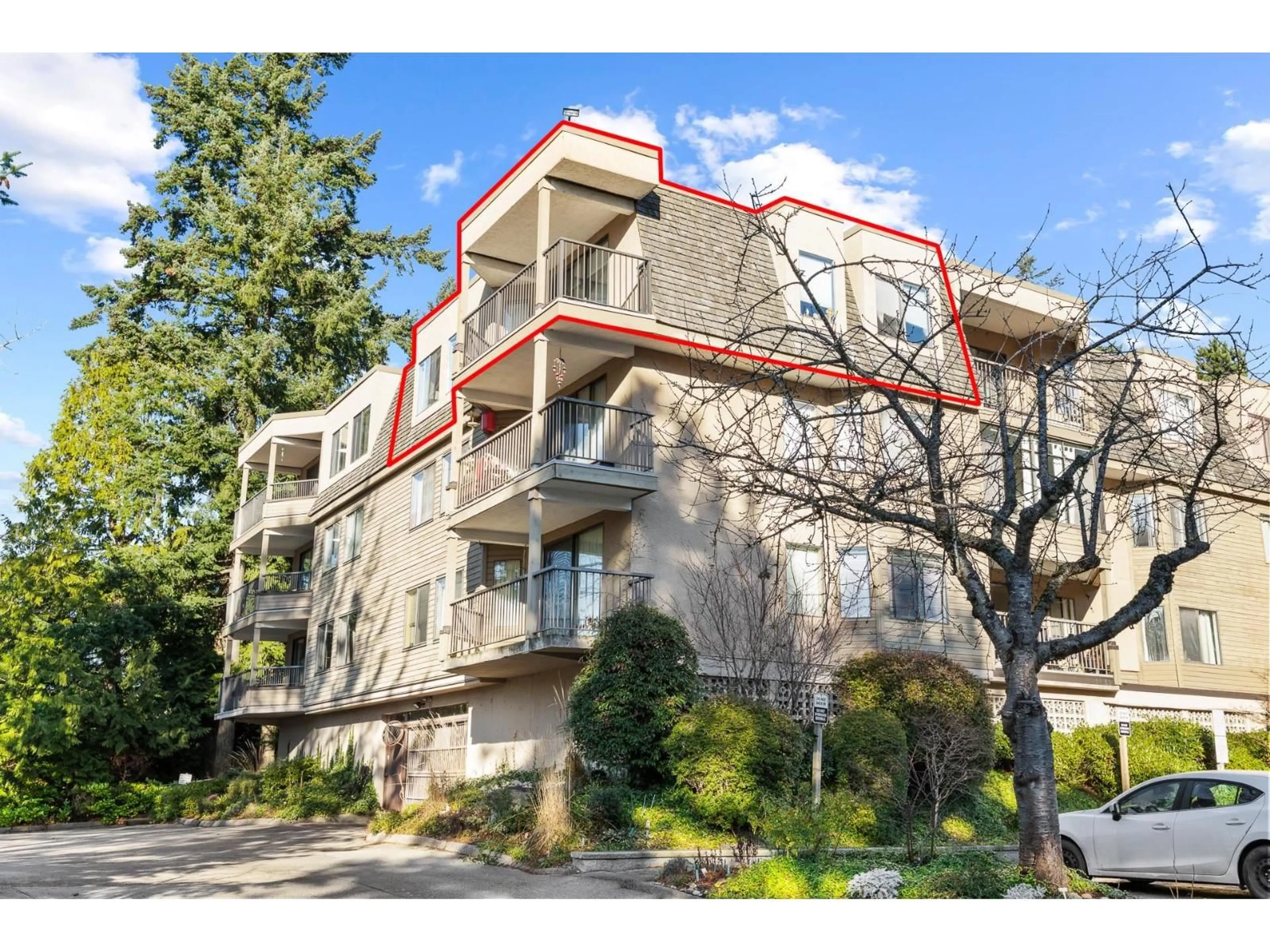 Unknown for 301 - 1760 SOUTHMERE CRESCENT, Surrey British Columbia V4A6E5