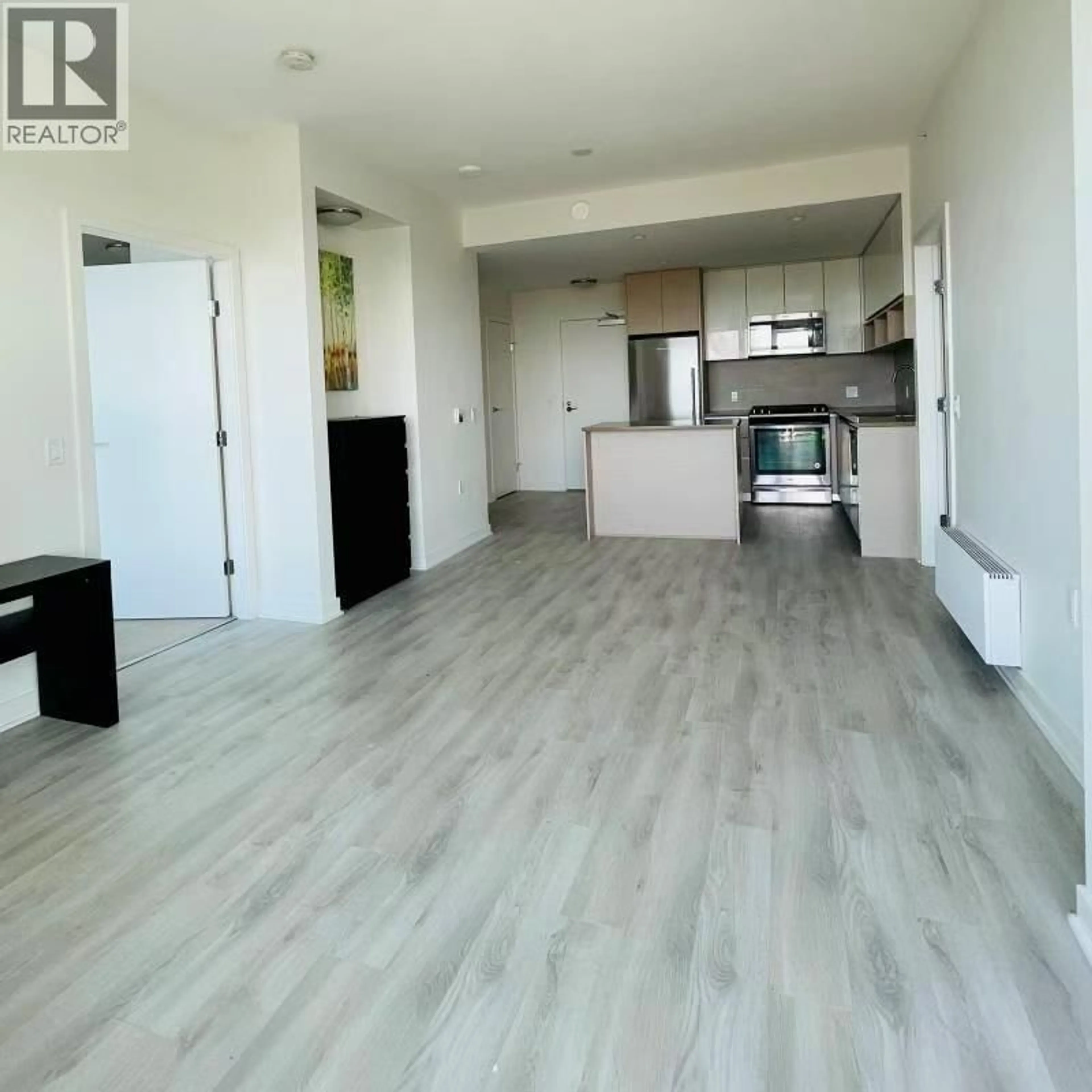 Unknown for 805 - 8850 UNIVERSITY CRESCENT, Burnaby British Columbia V5A0C8