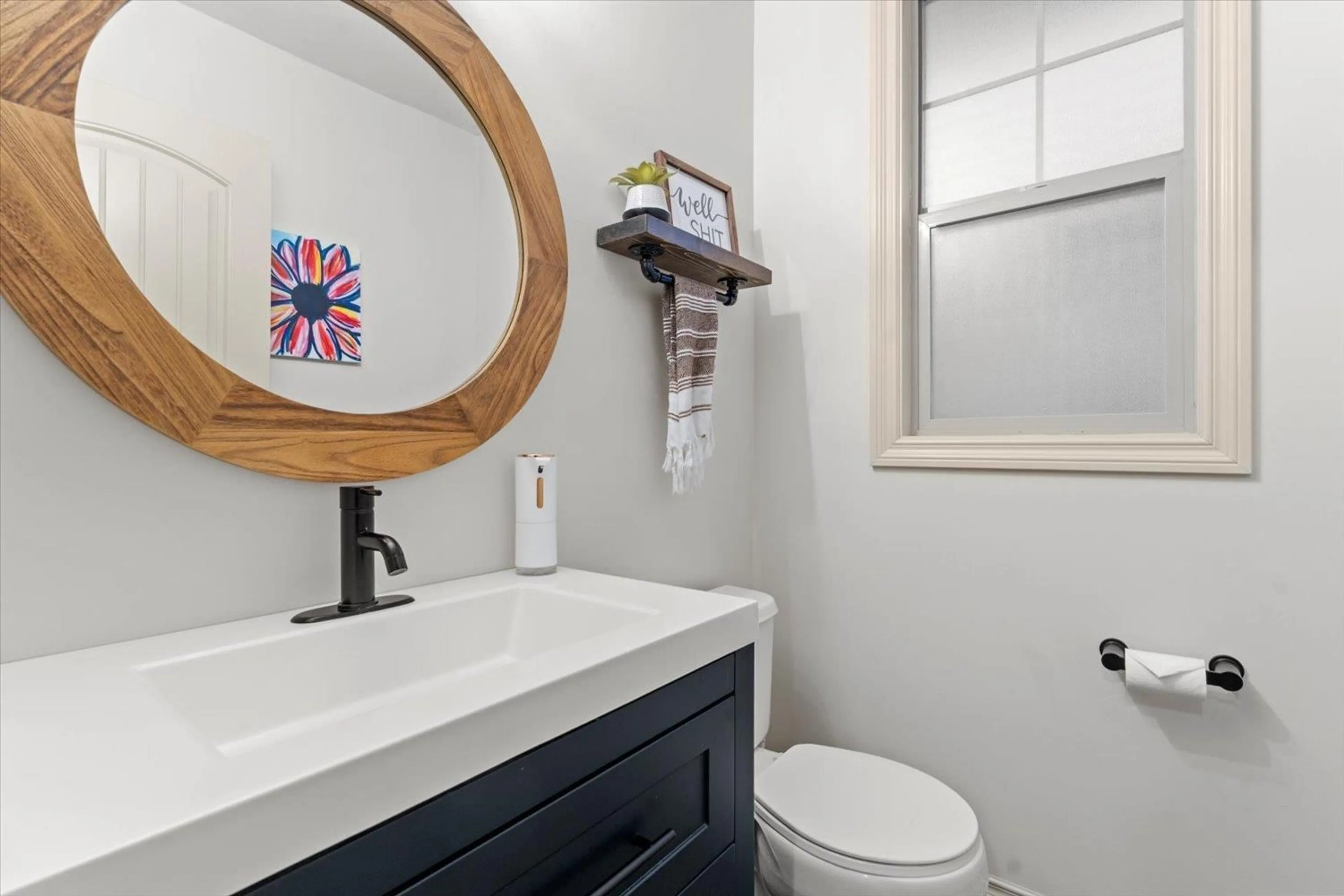 Standard bathroom, ceramic/tile floor for 9 - 1854 HEATH ROAD, Agassiz British Columbia V0M1A0
