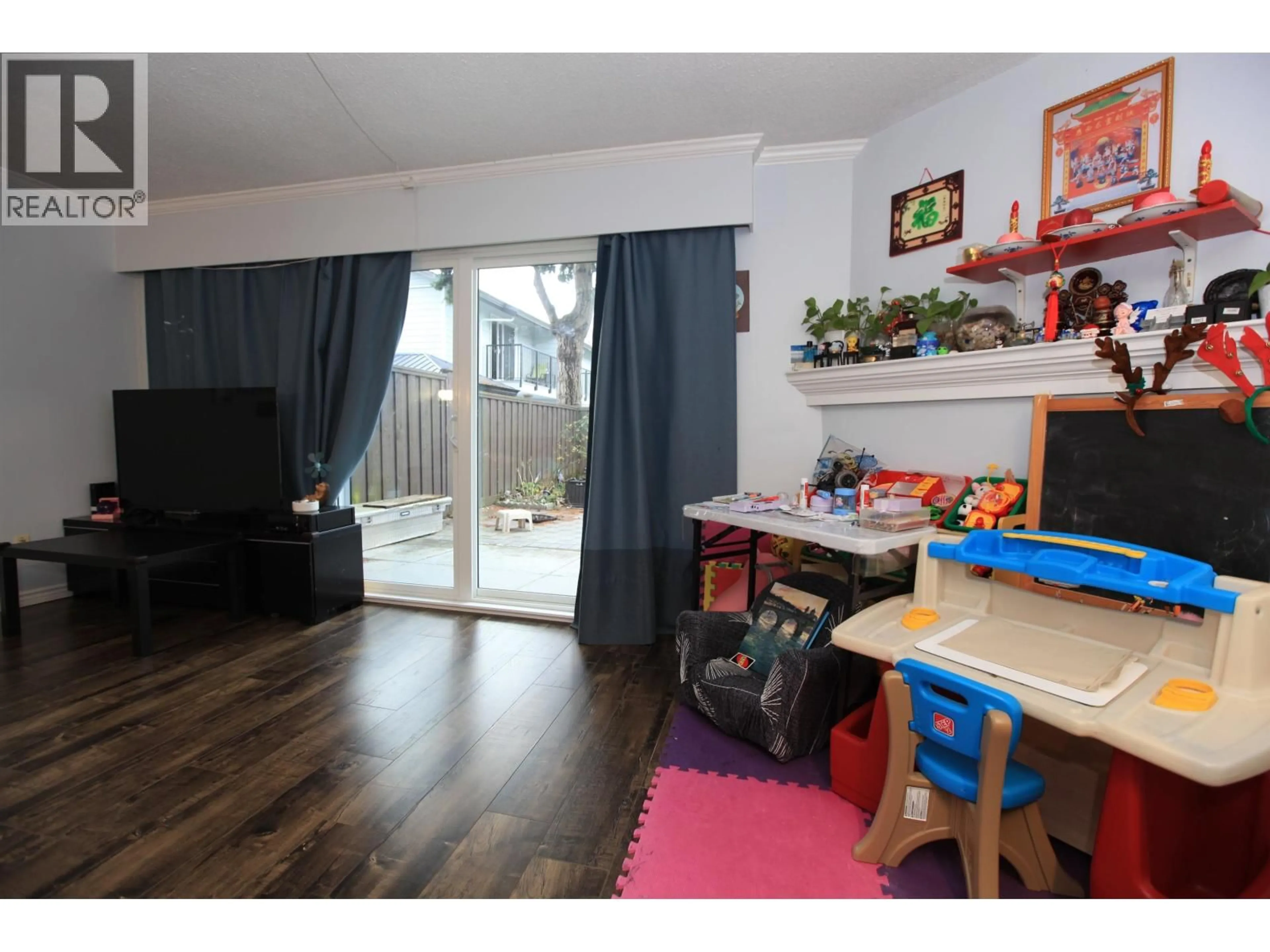 A pic of a room for 20 - 10940 SPRINGMONT DRIVE, Richmond British Columbia V7E3S5
