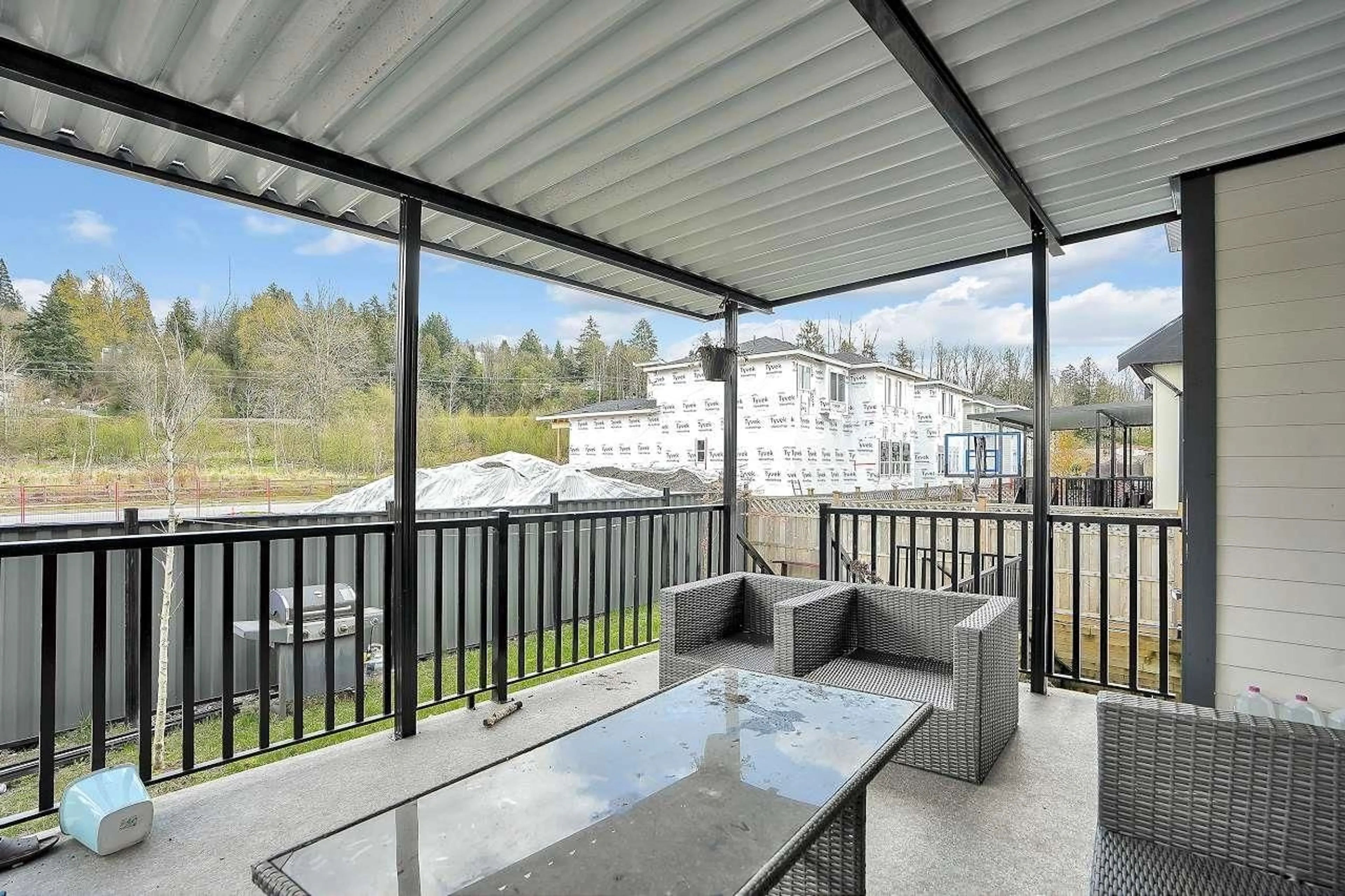 Patio, water/lake/river/ocean view for 10620 124 STREET, Surrey British Columbia V3V3X8