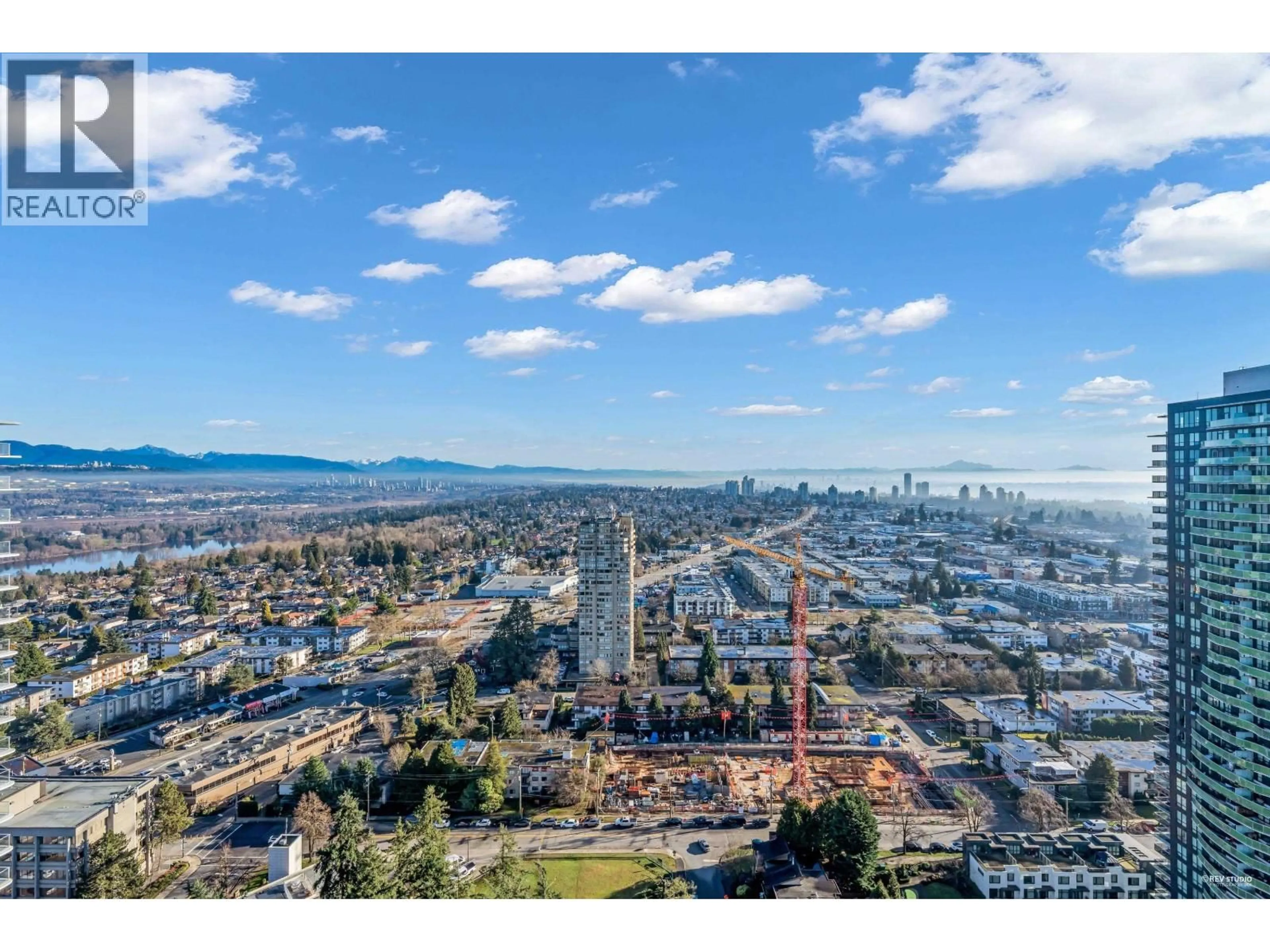A pic from outside/outdoor area/front of a property/back of a property/a pic from drone, city buildings view from balcony for 3901 - 6538 NELSON AVENUE, Burnaby British Columbia V5H0G5