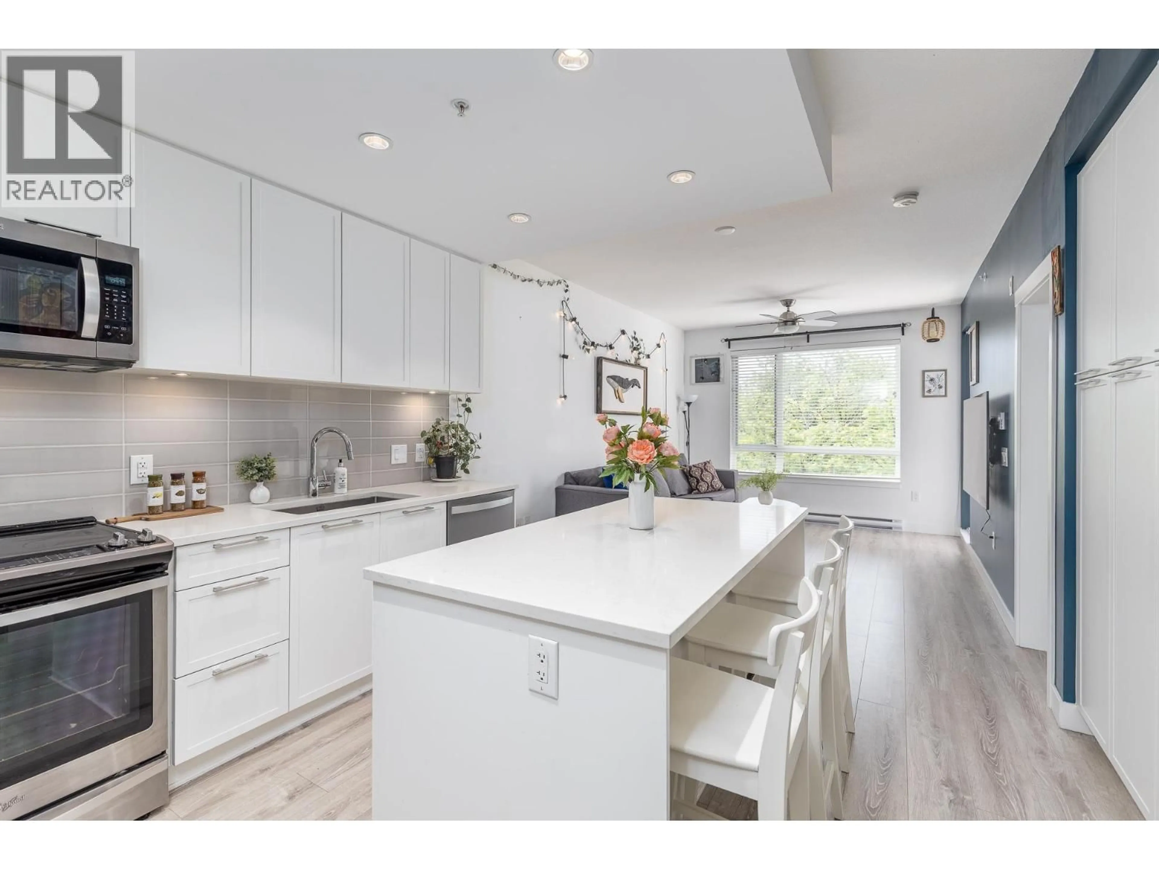 Open concept kitchen, unknown for 414 - 2382 ATKINS AVENUE, Port Coquitlam British Columbia V3C0G7