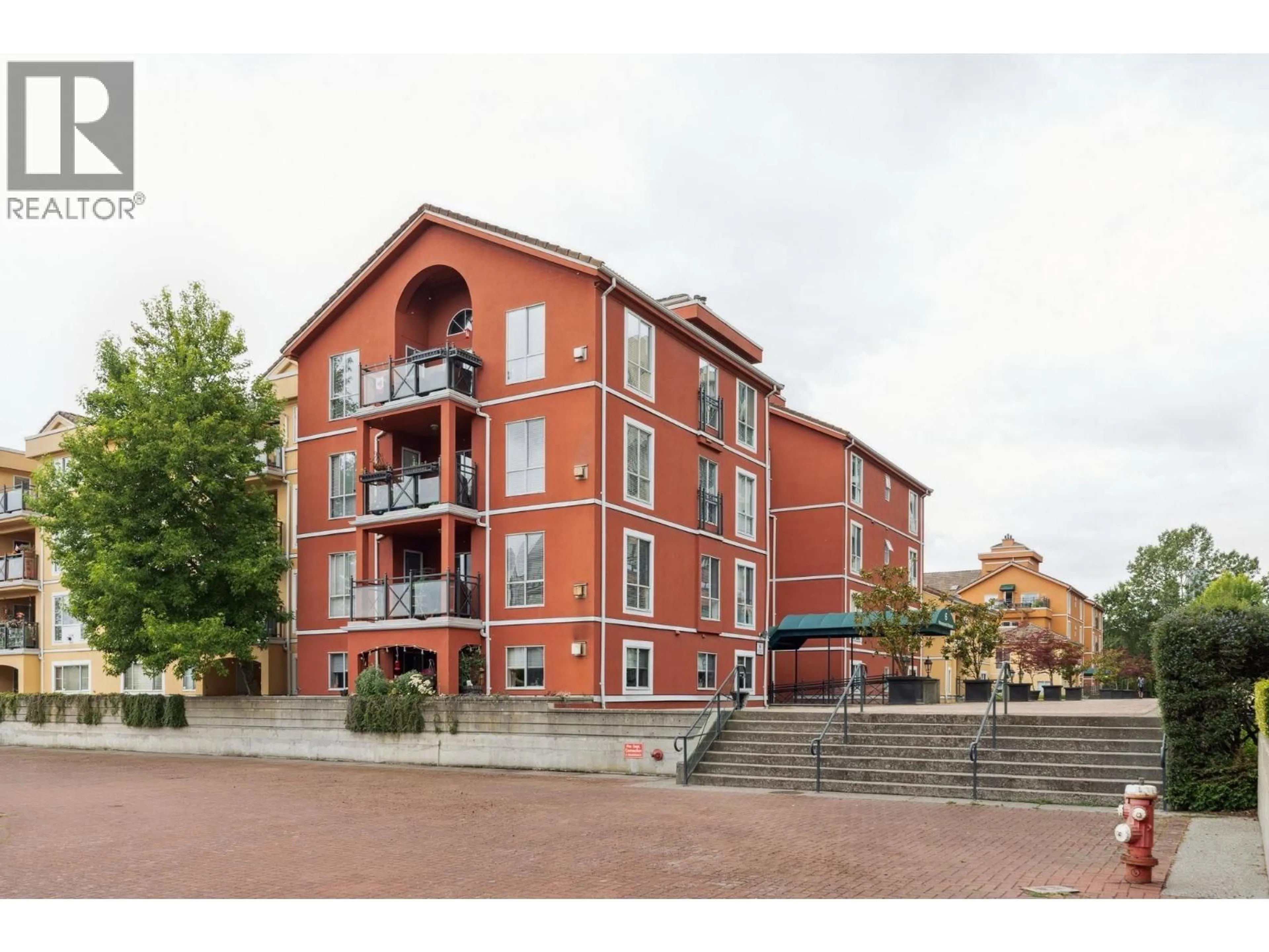 Balcony in the apartment, unknown for 104 - 6 RENAISSANCE SQUARE, New Westminster British Columbia V3M6N8