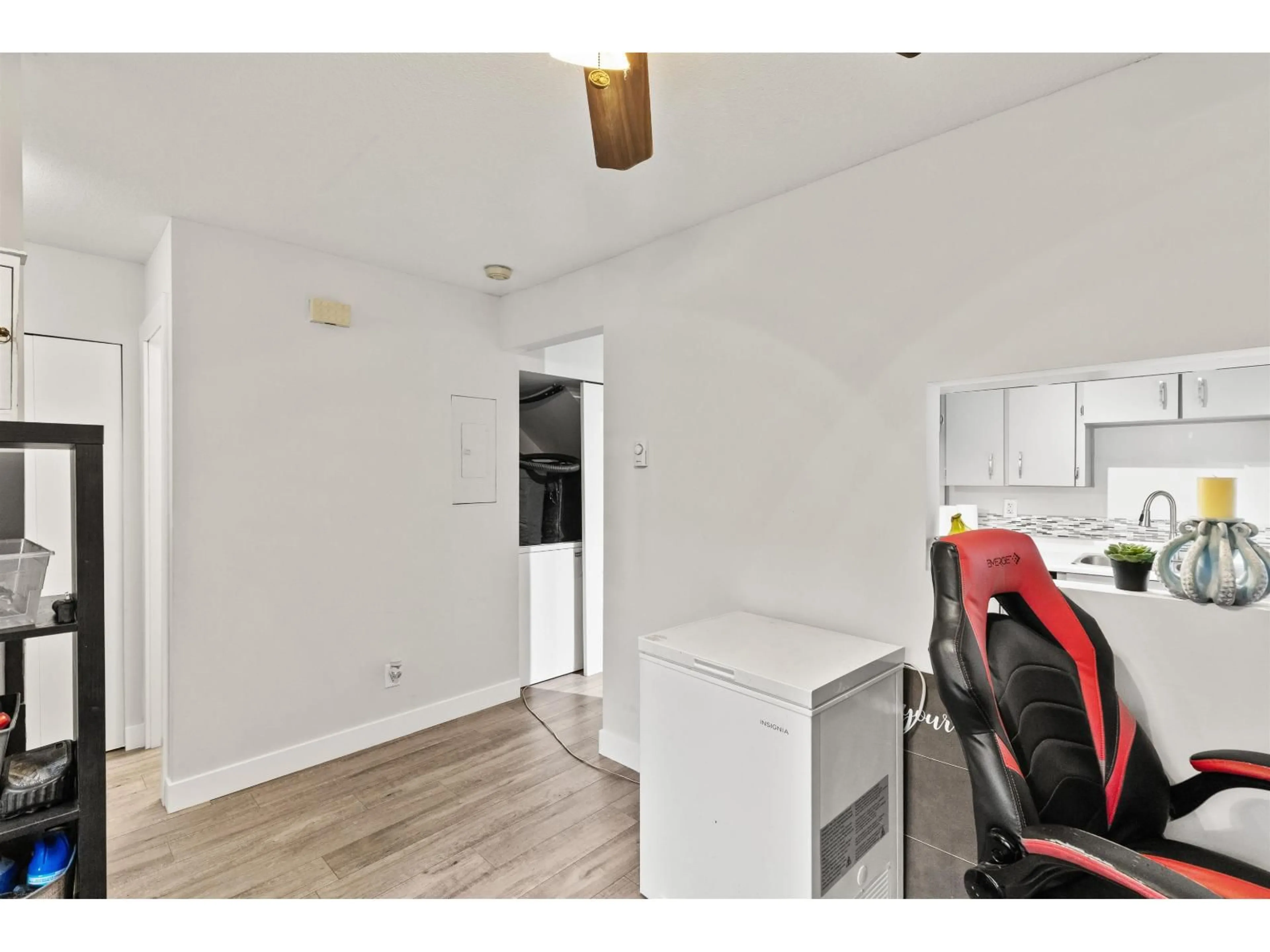 A pic of a room for 3057 268 STREET, Langley British Columbia V4W3C5