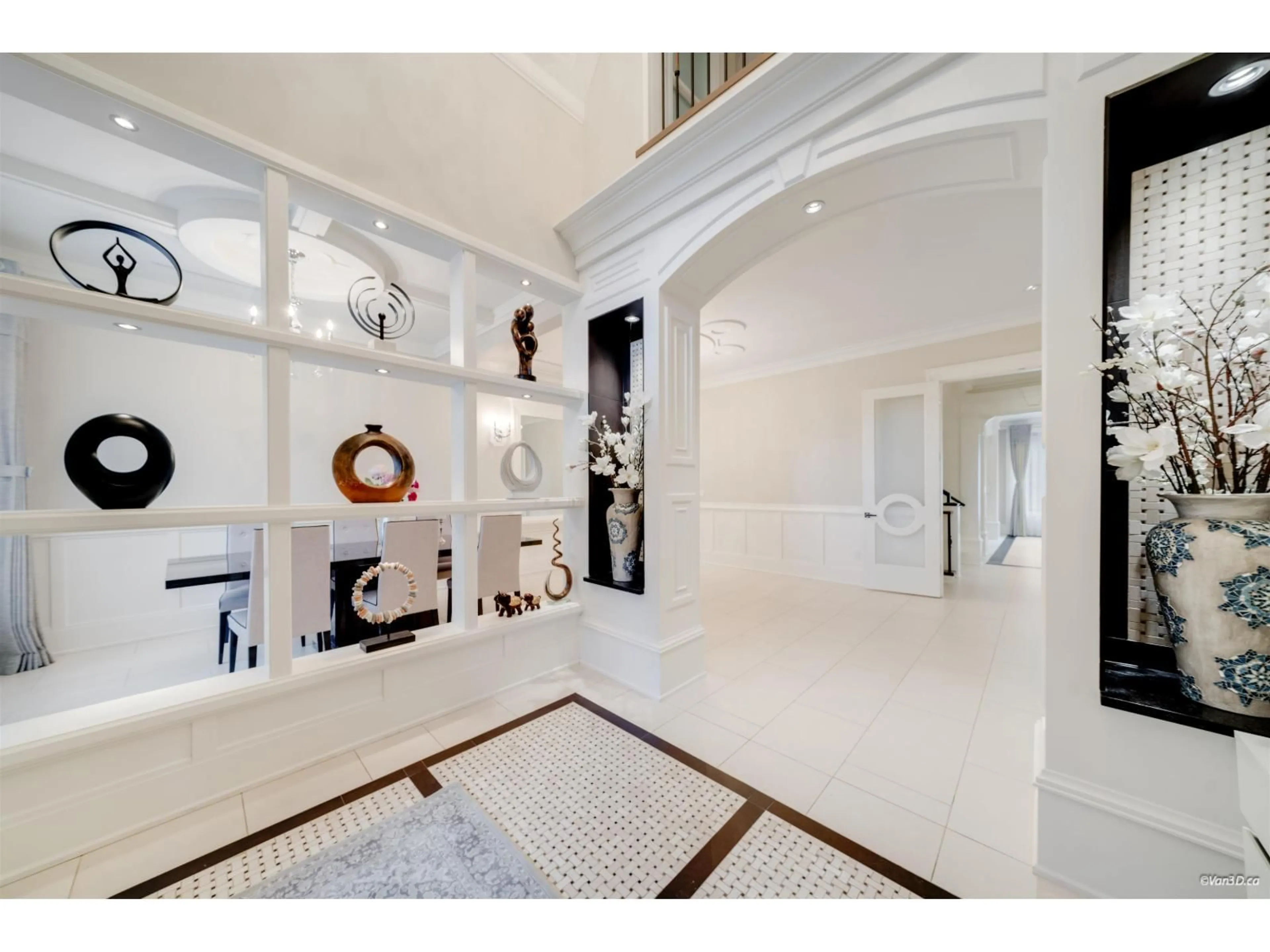 Indoor entryway for 2891 138 STREET, Surrey British Columbia V4P1T6