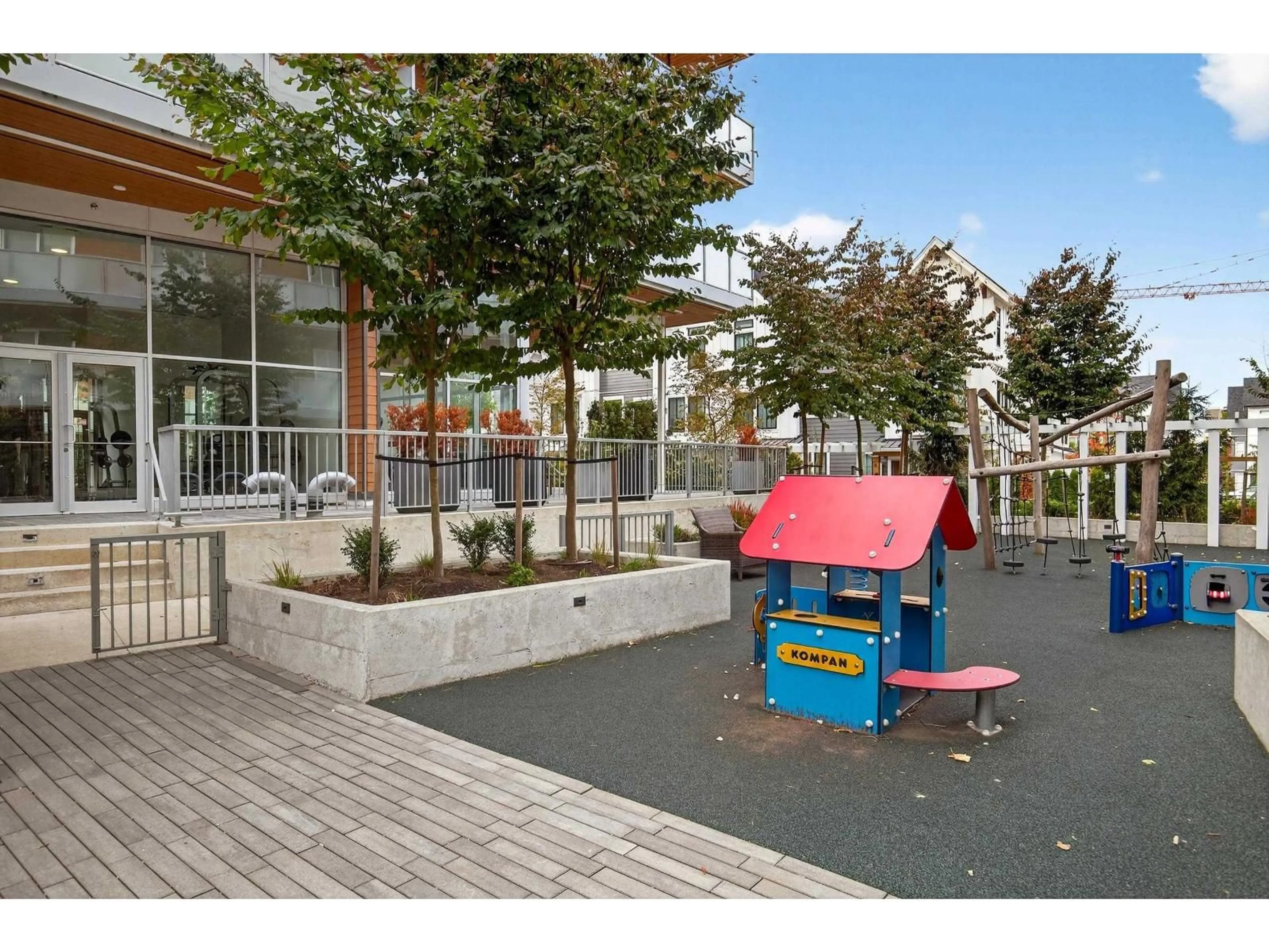 Patio, street for A209 - 8447 202 STREET, Langley British Columbia V2Y4K1