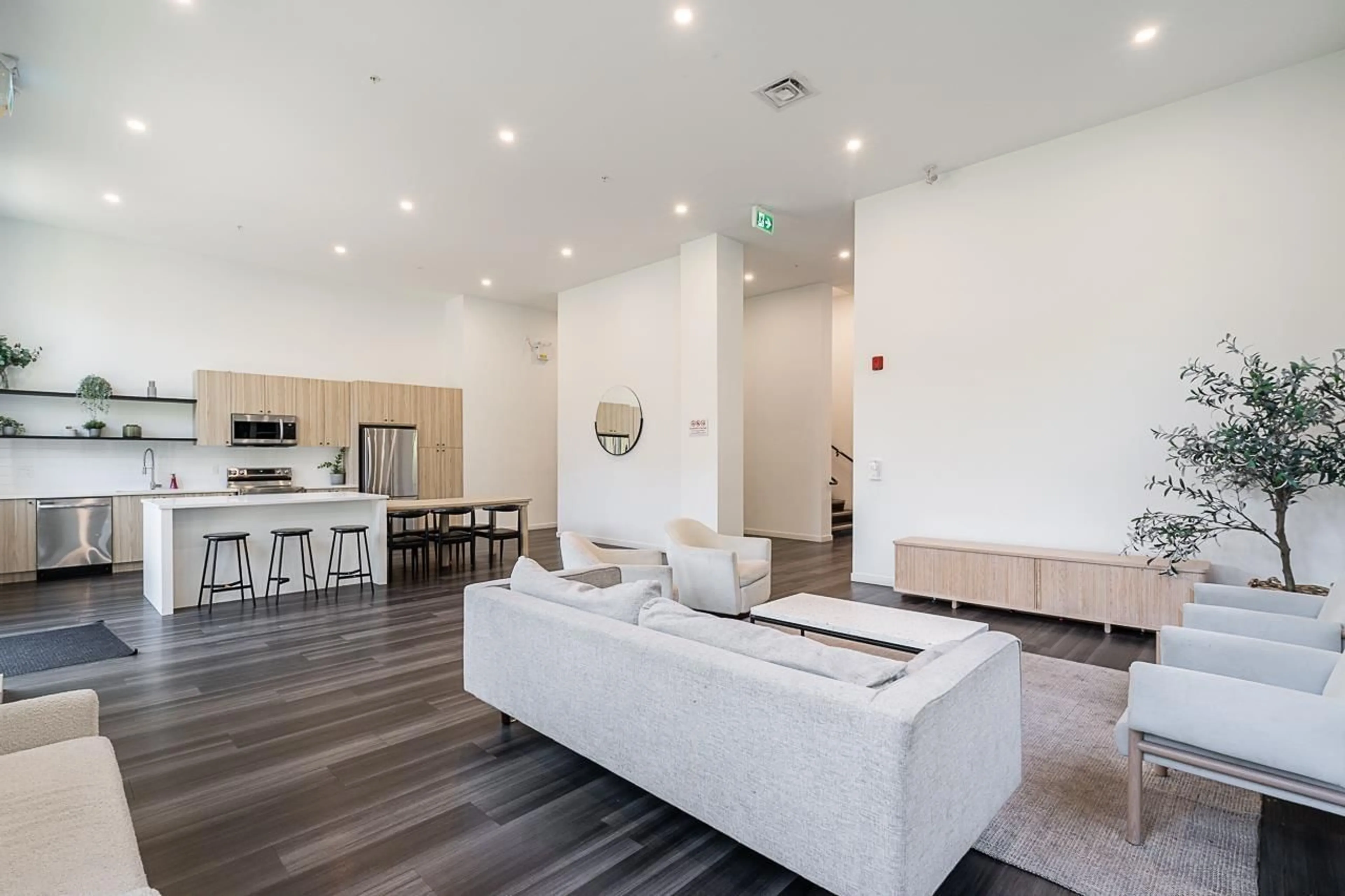 Unknown for 502 - 13623 81A AVENUE, Surrey British Columbia V3W3N7