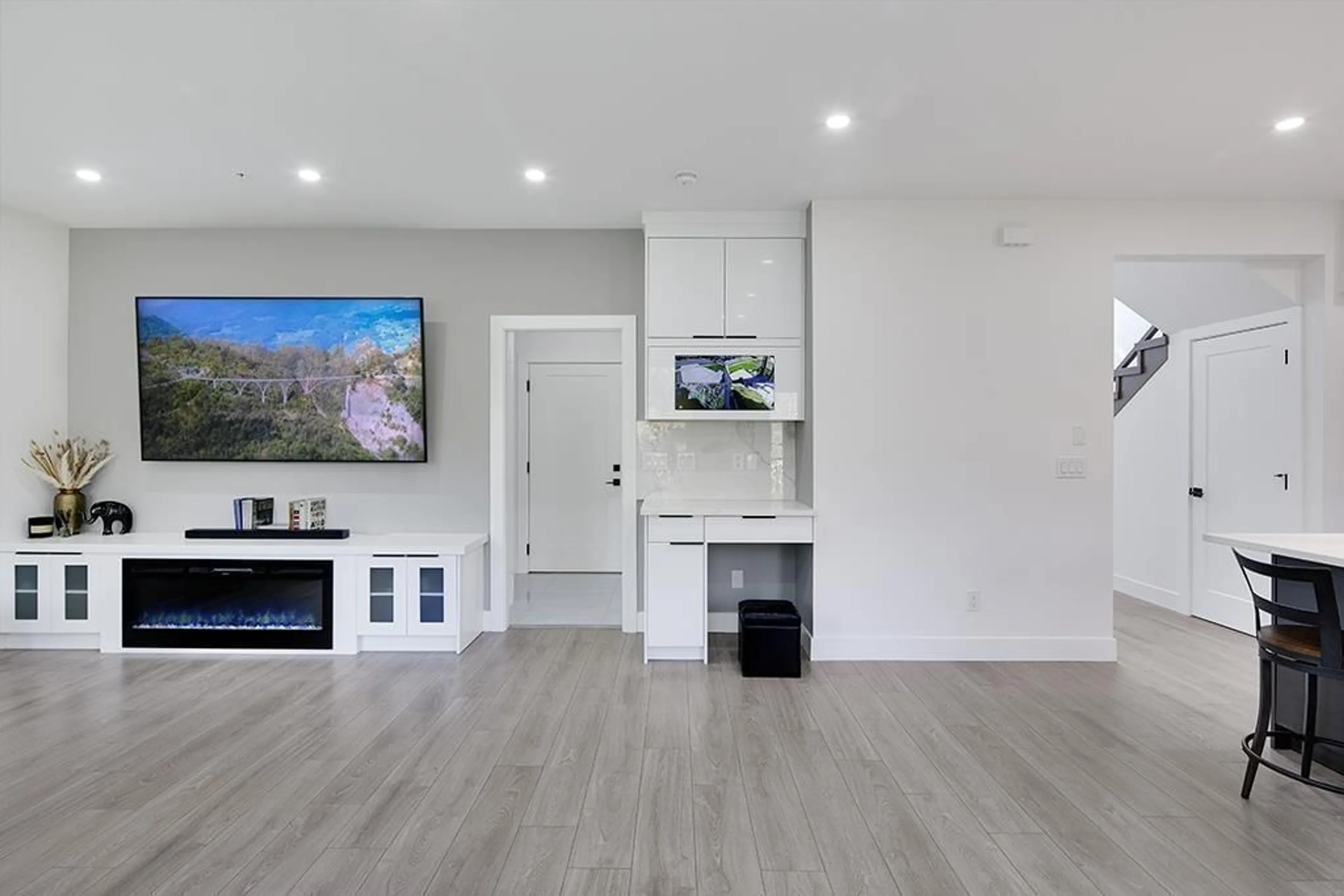 Unknown for 36725 CARL CREEK CRESCENT, Abbotsford British Columbia V3G0H4