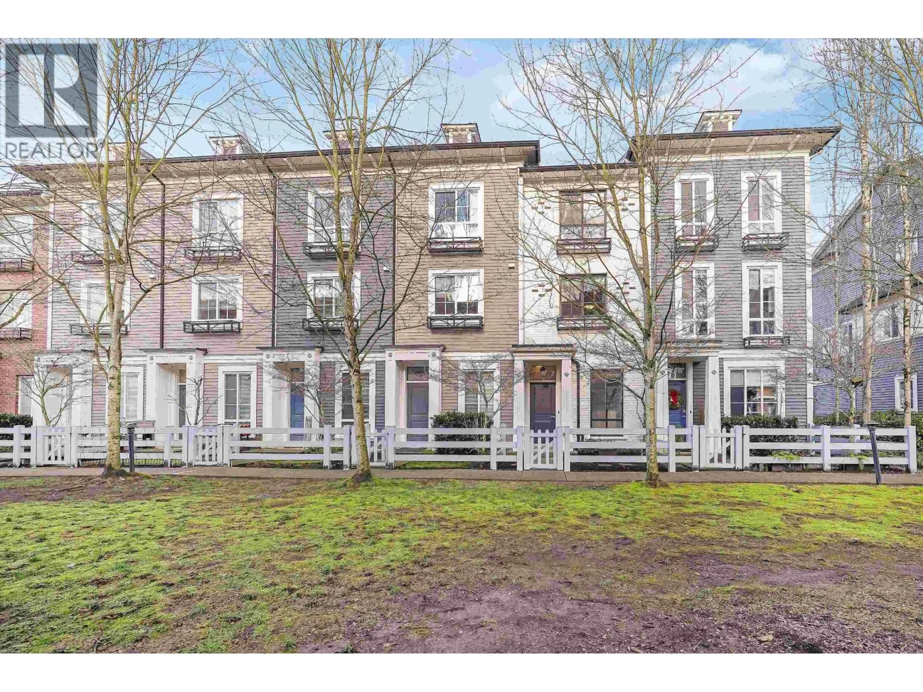 A pic from outside/outdoor area/front of a property/back of a property/a pic from drone, street for 74 - 2428 NILE GATE, Port Coquitlam British Columbia V3B0H6