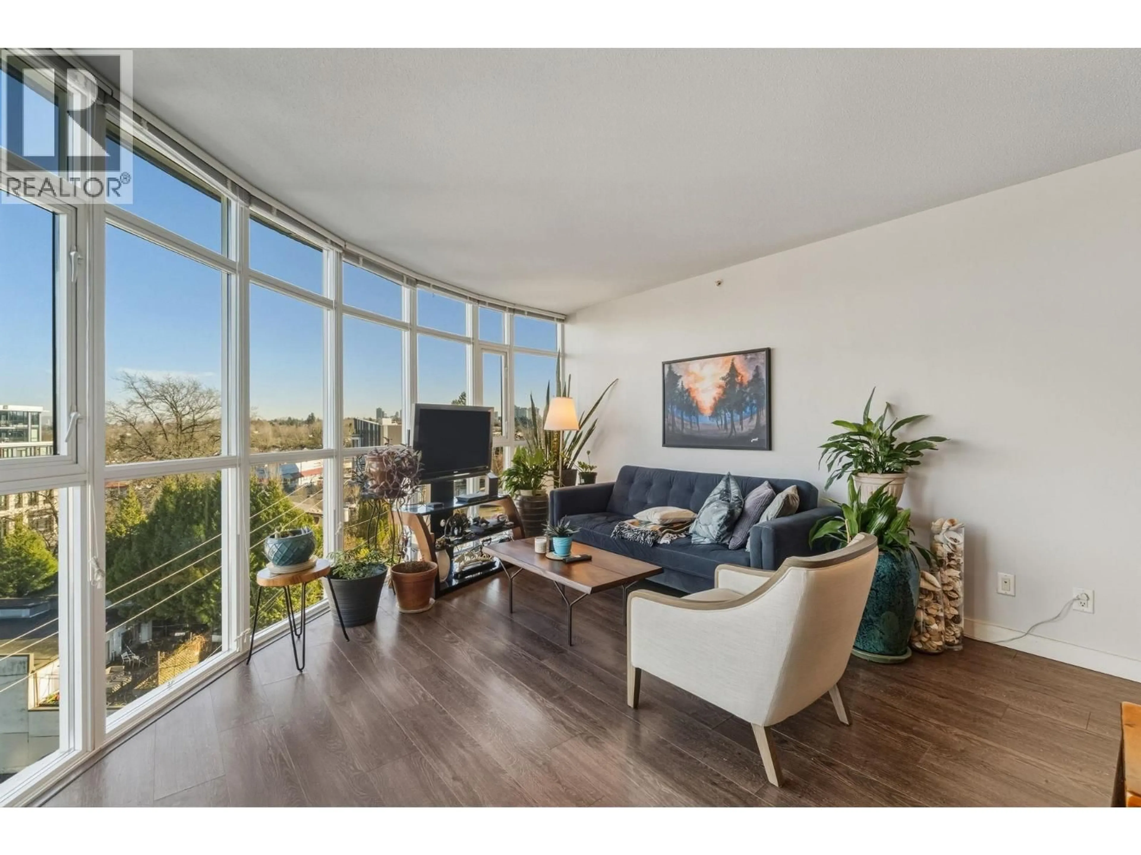 Living room with furniture, unknown for 751 - 1483 KING EDWARD AVENUE, Vancouver British Columbia V5N5Z3