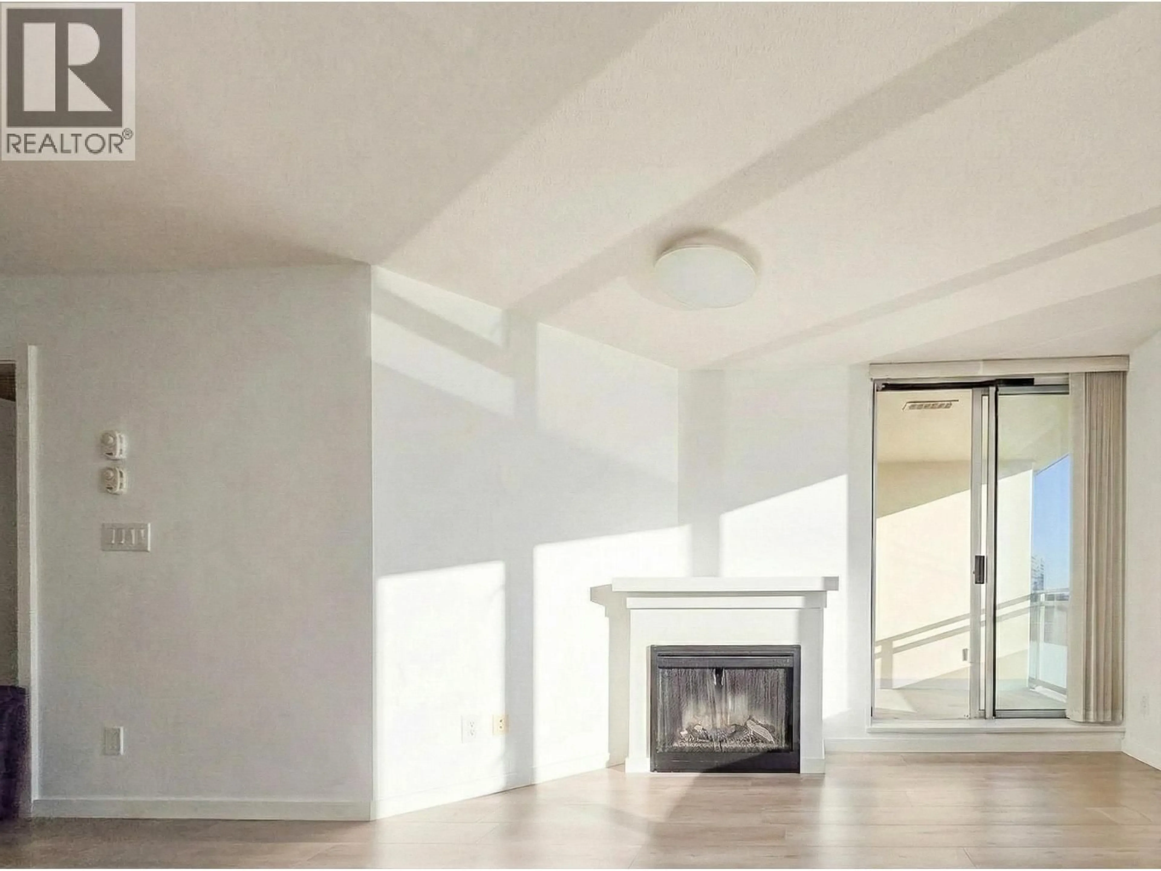 A pic of a room for 1606 - 9888 CAMERON STREET, Burnaby British Columbia V3J0A4