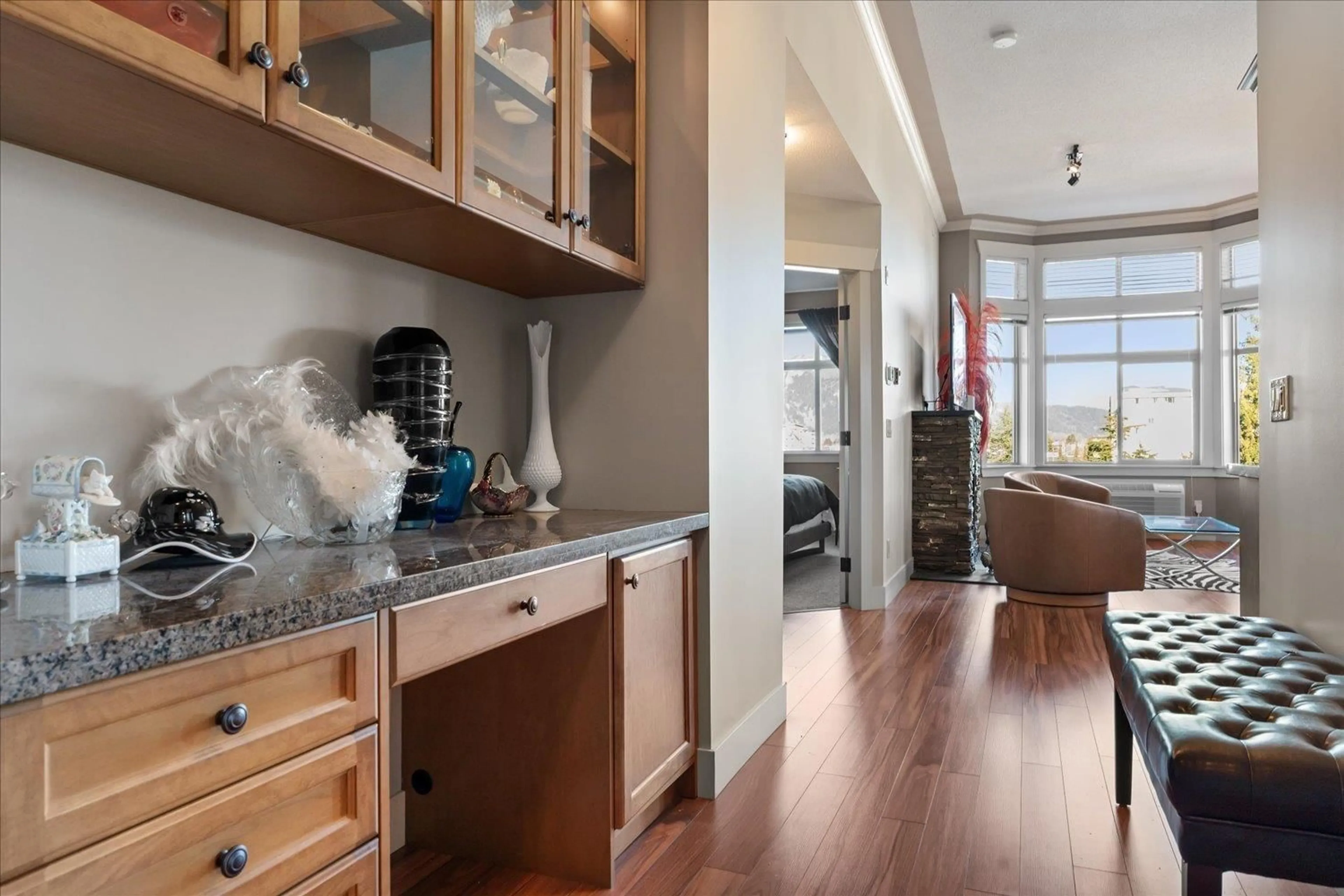 Open concept kitchen, unknown for 413 - 45893 CHESTERFIELD AVENUE, Chilliwack British Columbia V2P1M5