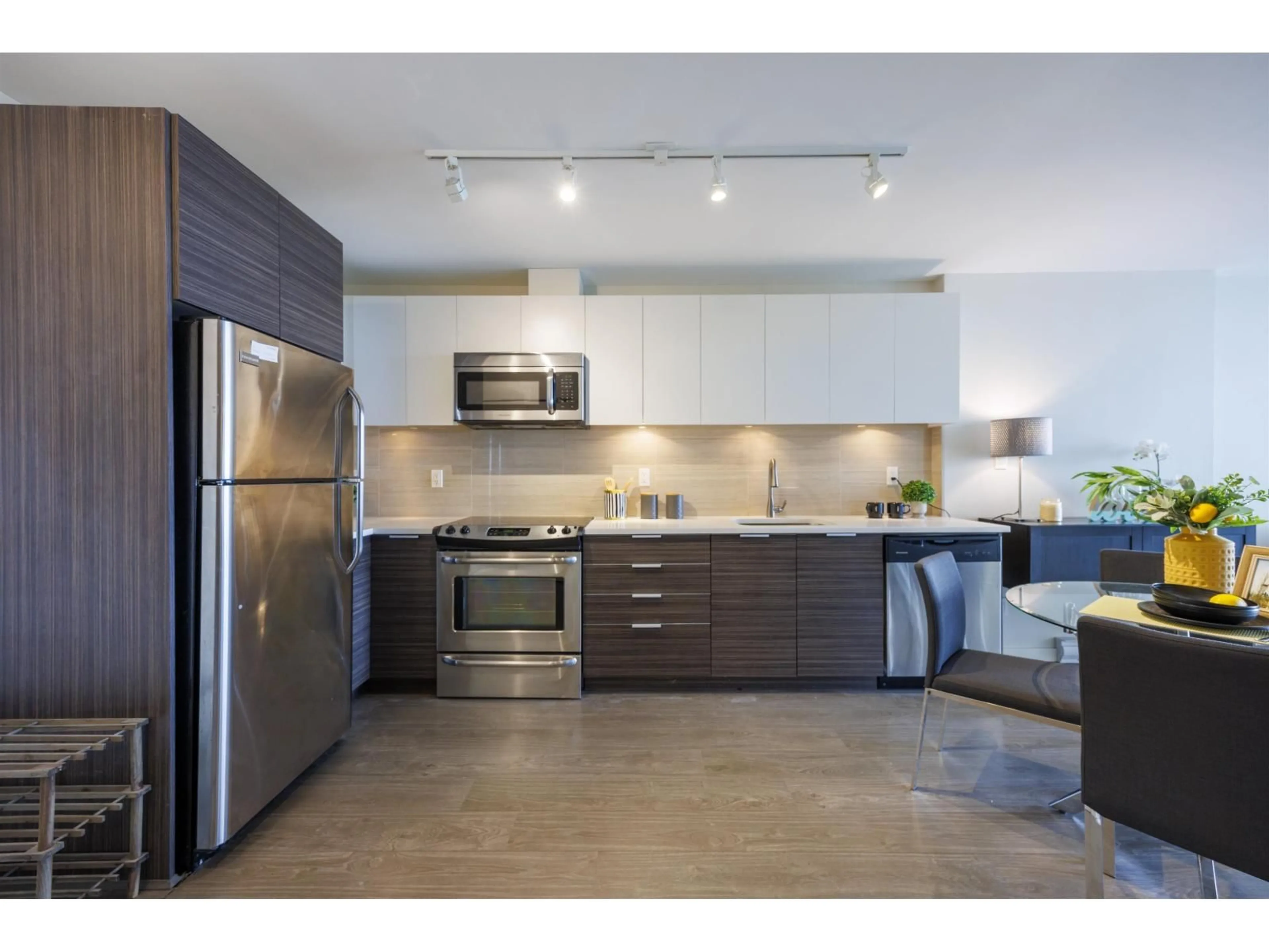 Open concept kitchen, unknown for 2202 - 13303 CENTRAL AVENUE, Surrey British Columbia V3T0K6