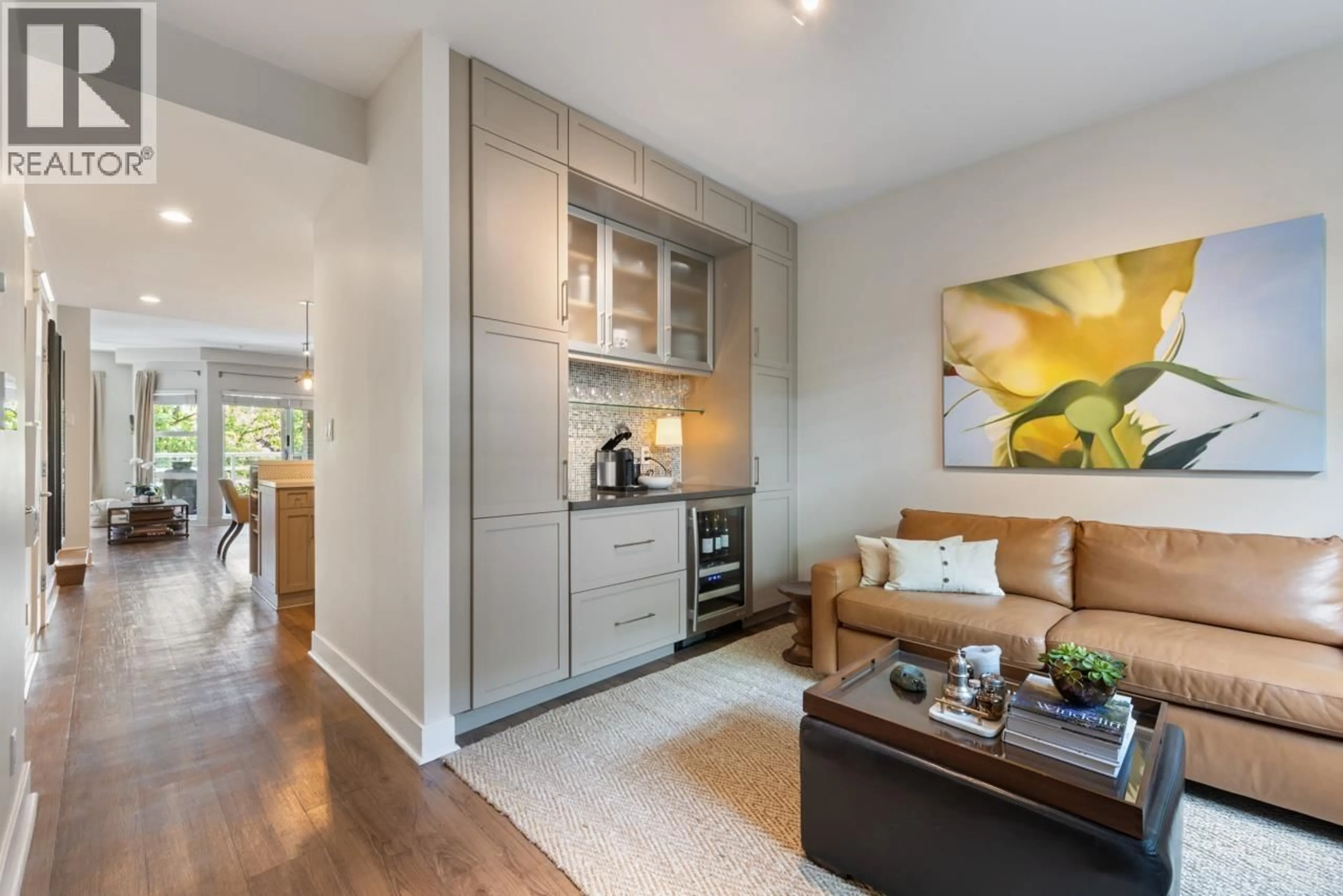 Open concept kitchen, unknown for 361 - 5790 BOULEVARD, Vancouver British Columbia V6M4M4