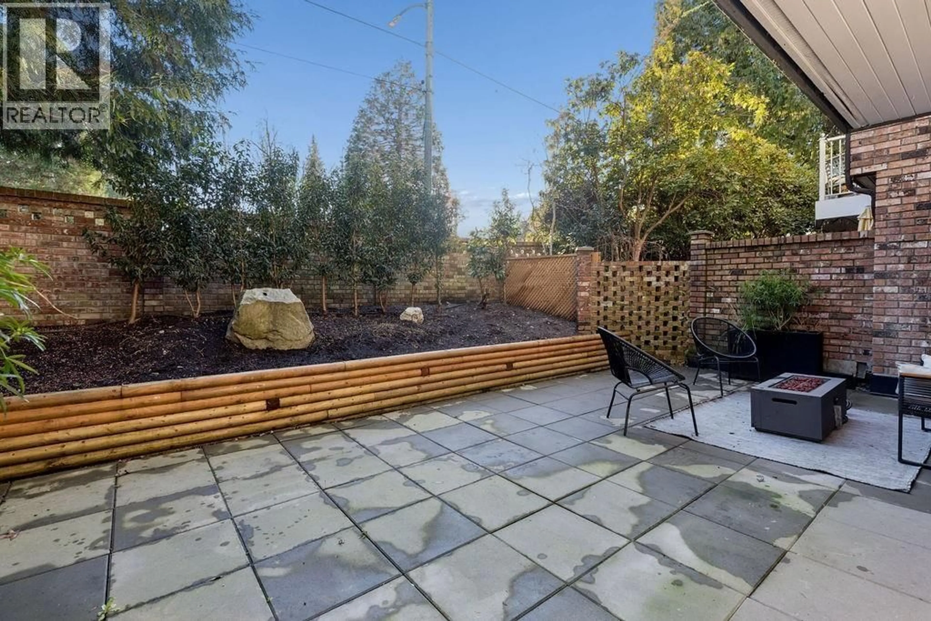 Patio, street for 105 - 3875 4TH AVENUE, Vancouver British Columbia V6R4H8