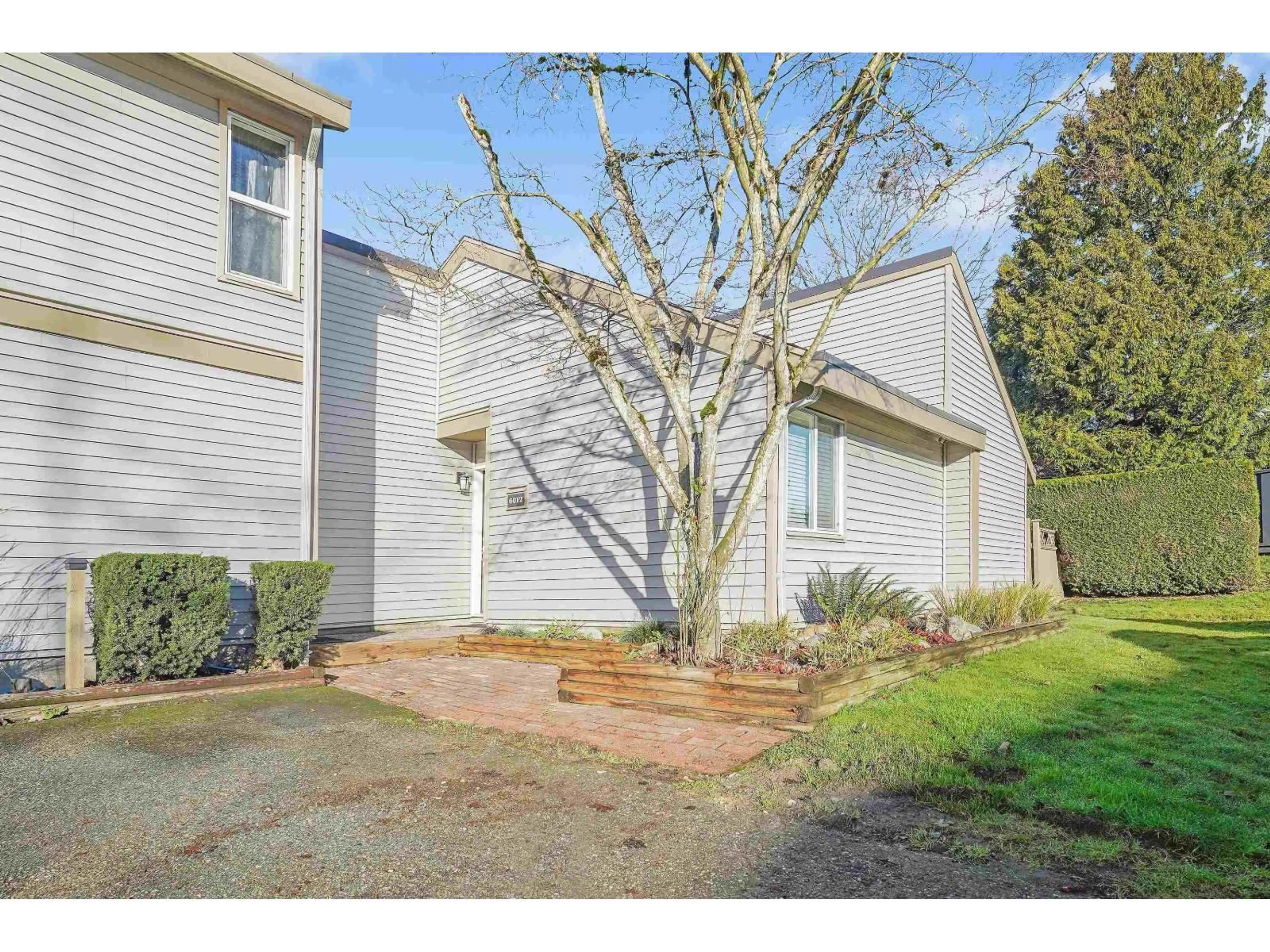 Unknown for 6012 GREENSIDE DRIVE WEST, Surrey British Columbia V3S5M8