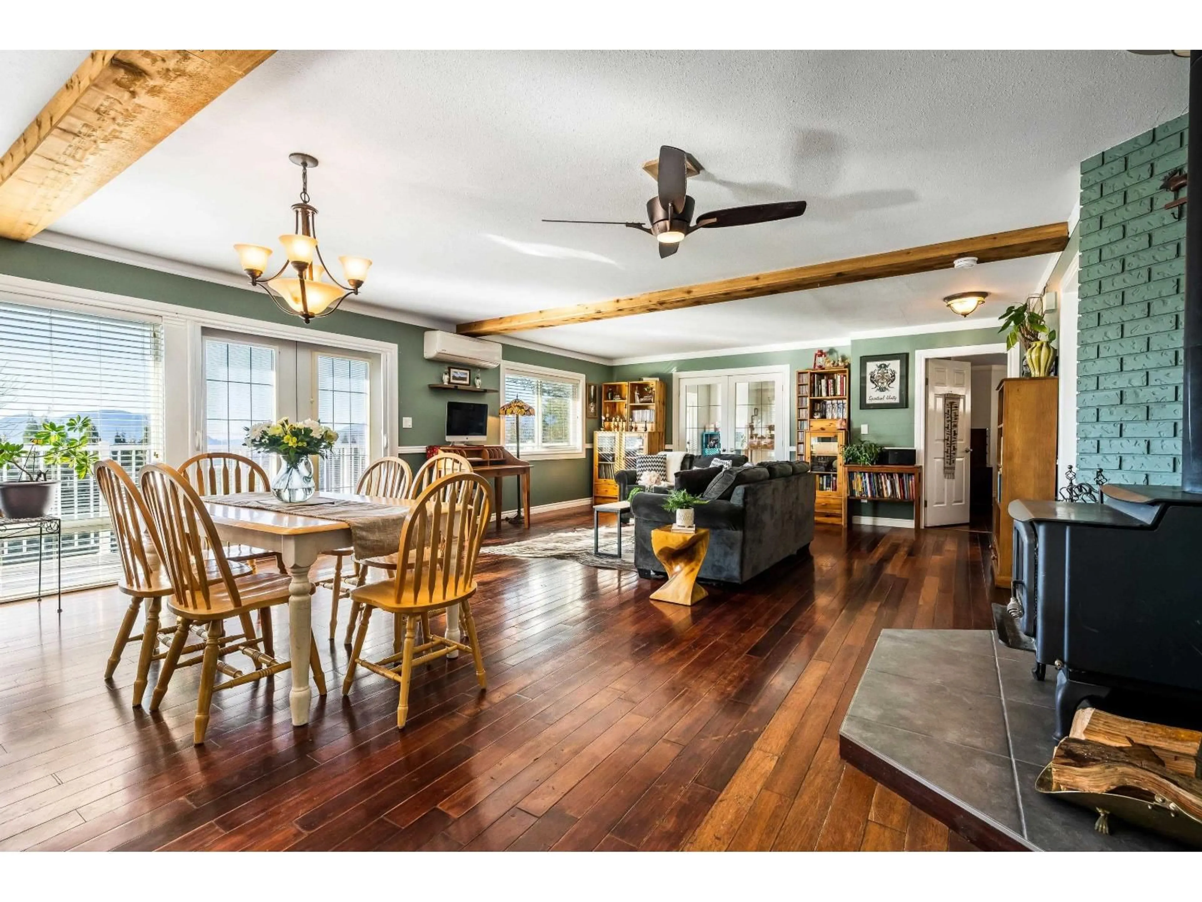 Open concept kitchen, wood/laminate floor for 48585 WINCOTT ROAD, Ryder Lake British Columbia V4Z1H1