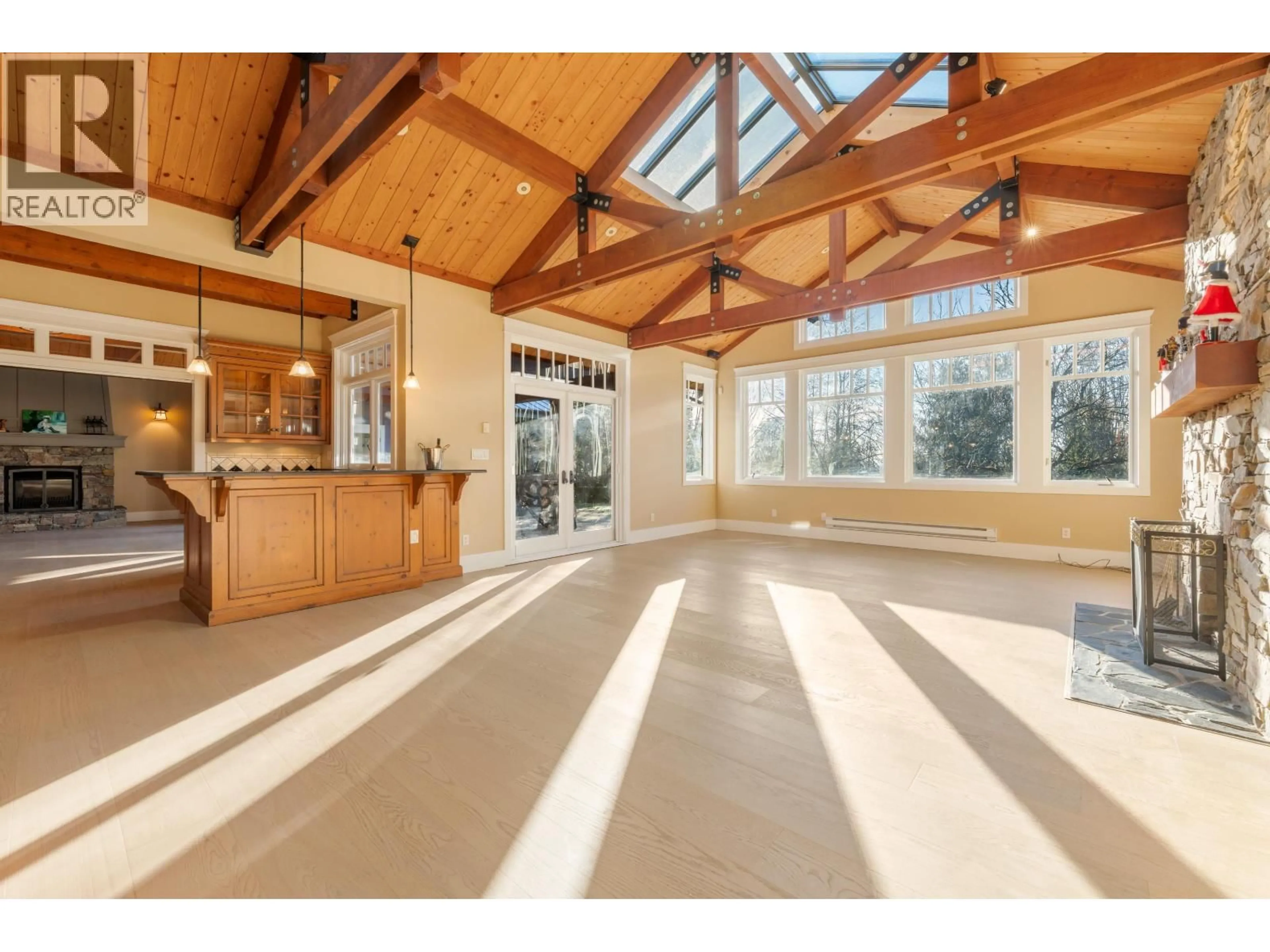 Unknown for 366 KEITH ROAD, West Vancouver British Columbia V7T1L7