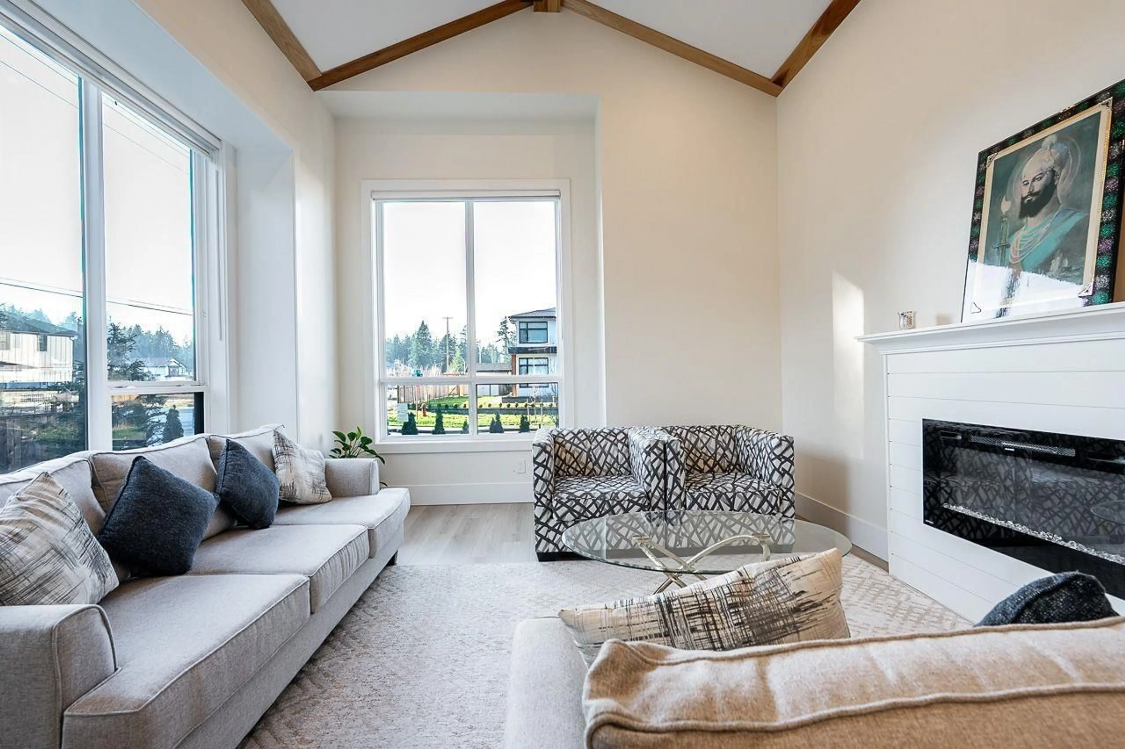 Living room with furniture, unknown for 19805 32 AVENUE, Langley British Columbia V3A0N9