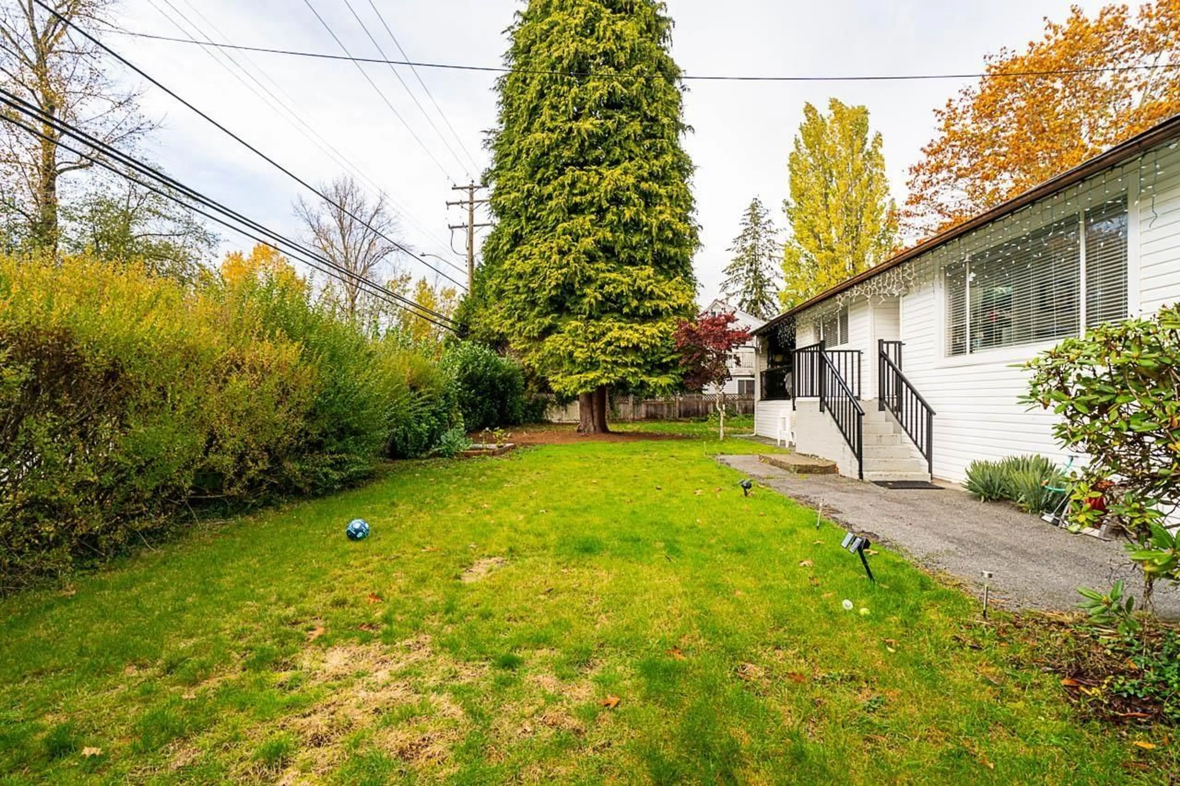 Patio, street for 11205 78A AVENUE, Delta British Columbia V4C1P4
