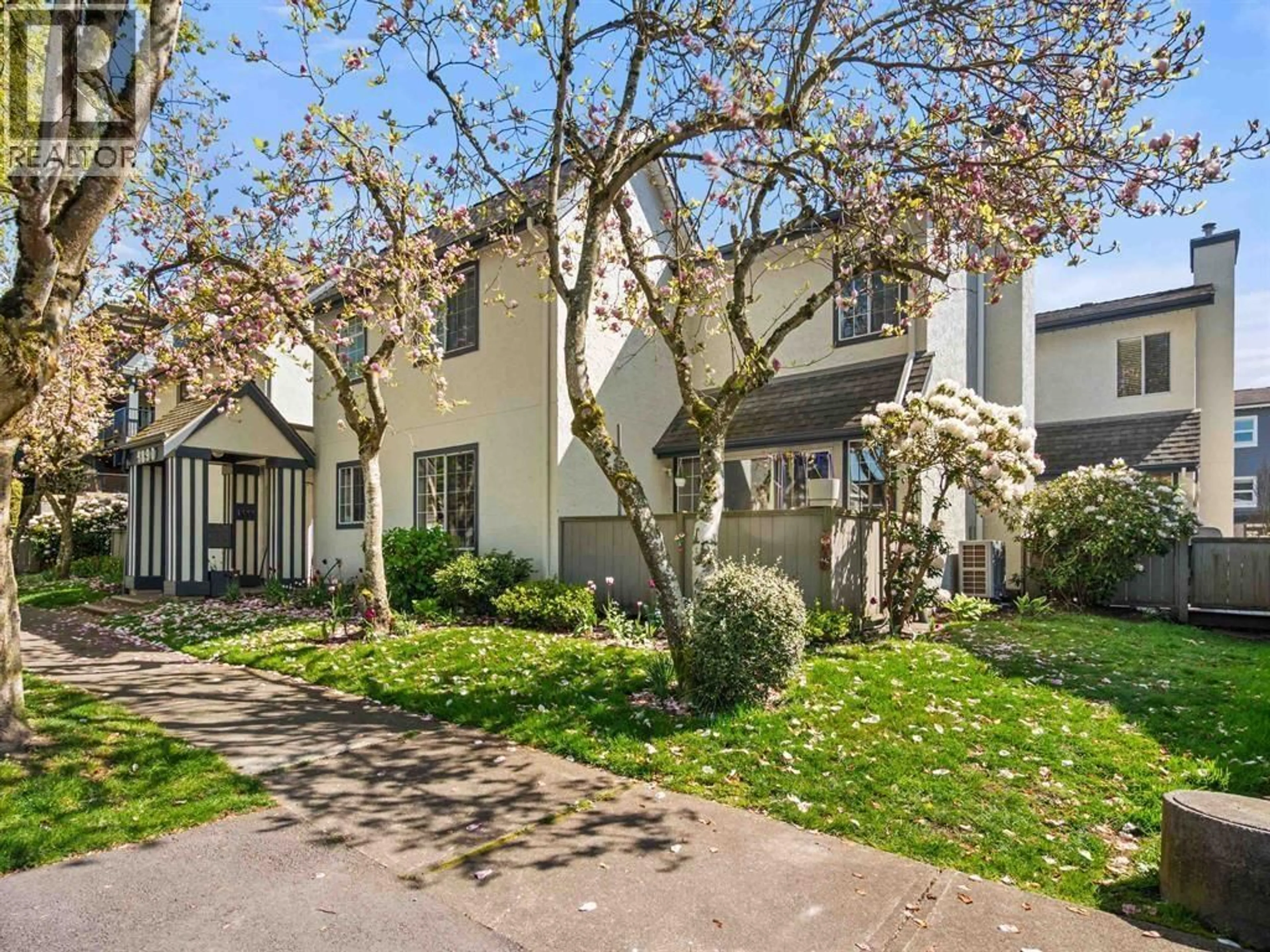 A pic from outside/outdoor area/front of a property/back of a property/a pic from drone, street for 8 - 4890 48 AVENUE, Delta British Columbia V4K1V3