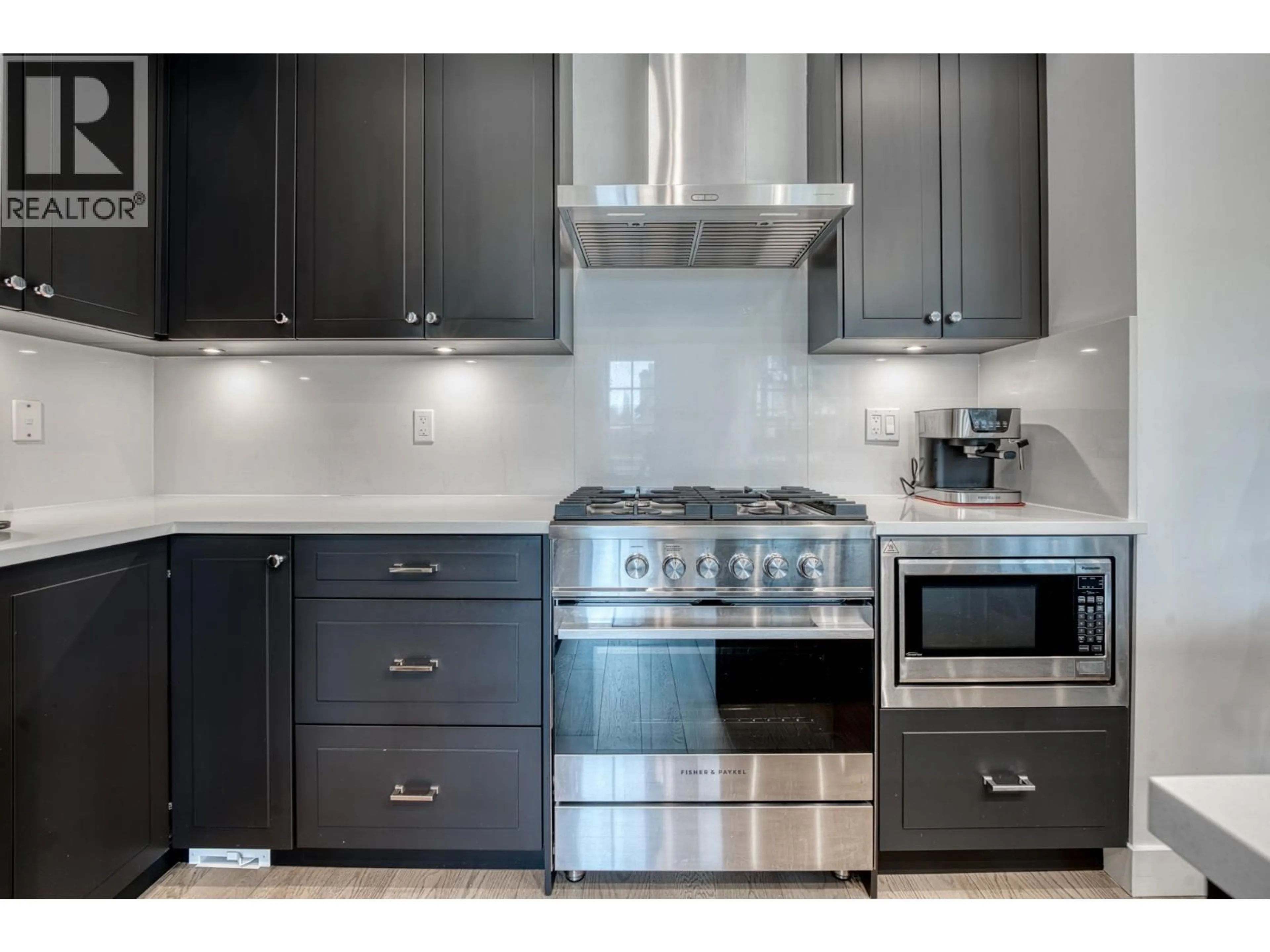 Unknown for 3 - 10495 NO. 2 ROAD, Richmond British Columbia V7E2E5