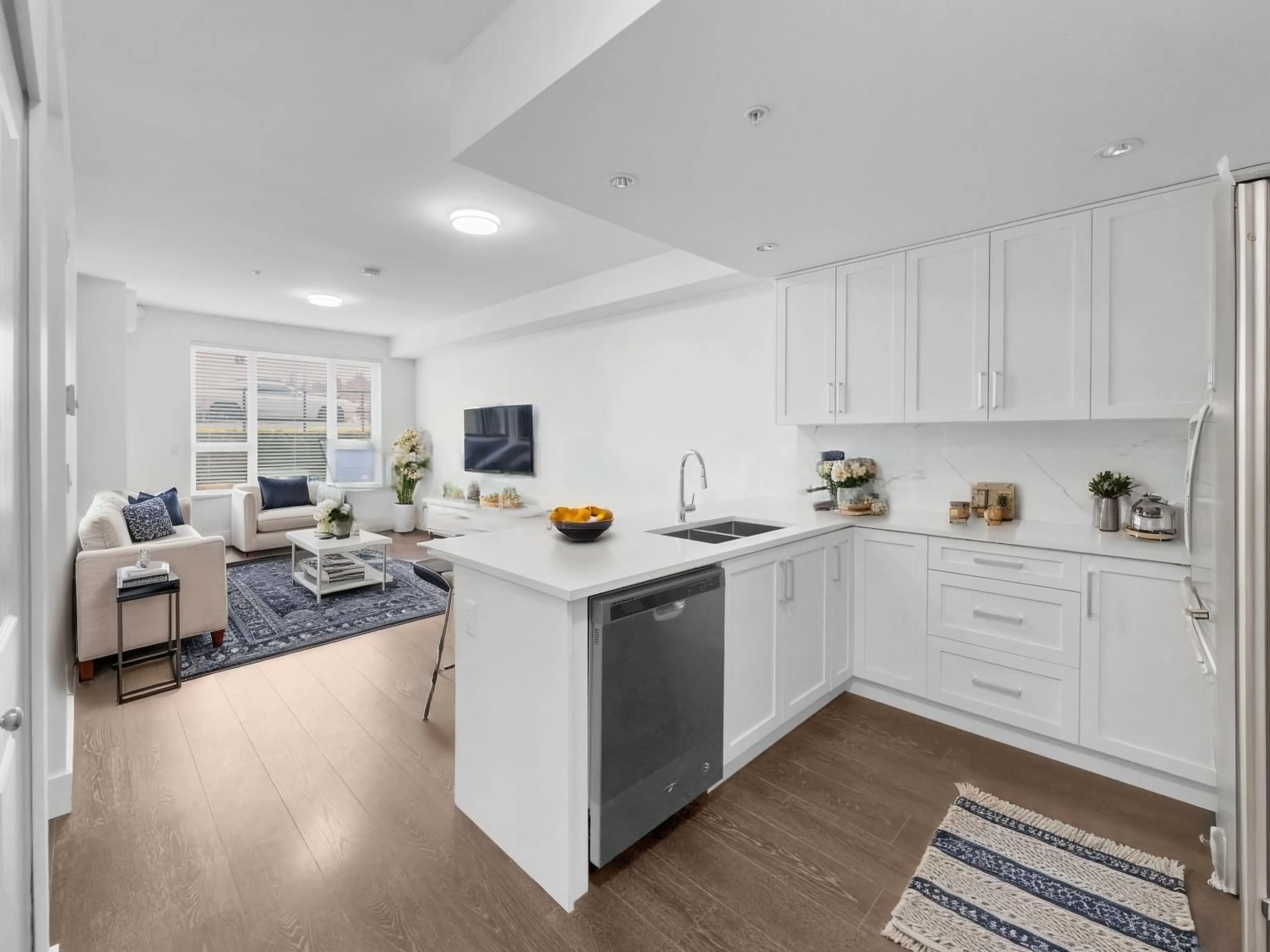 Open concept kitchen, unknown for 208 - 9983 BARNSTON DRIVE EAST, Surrey British Columbia V4N6T3