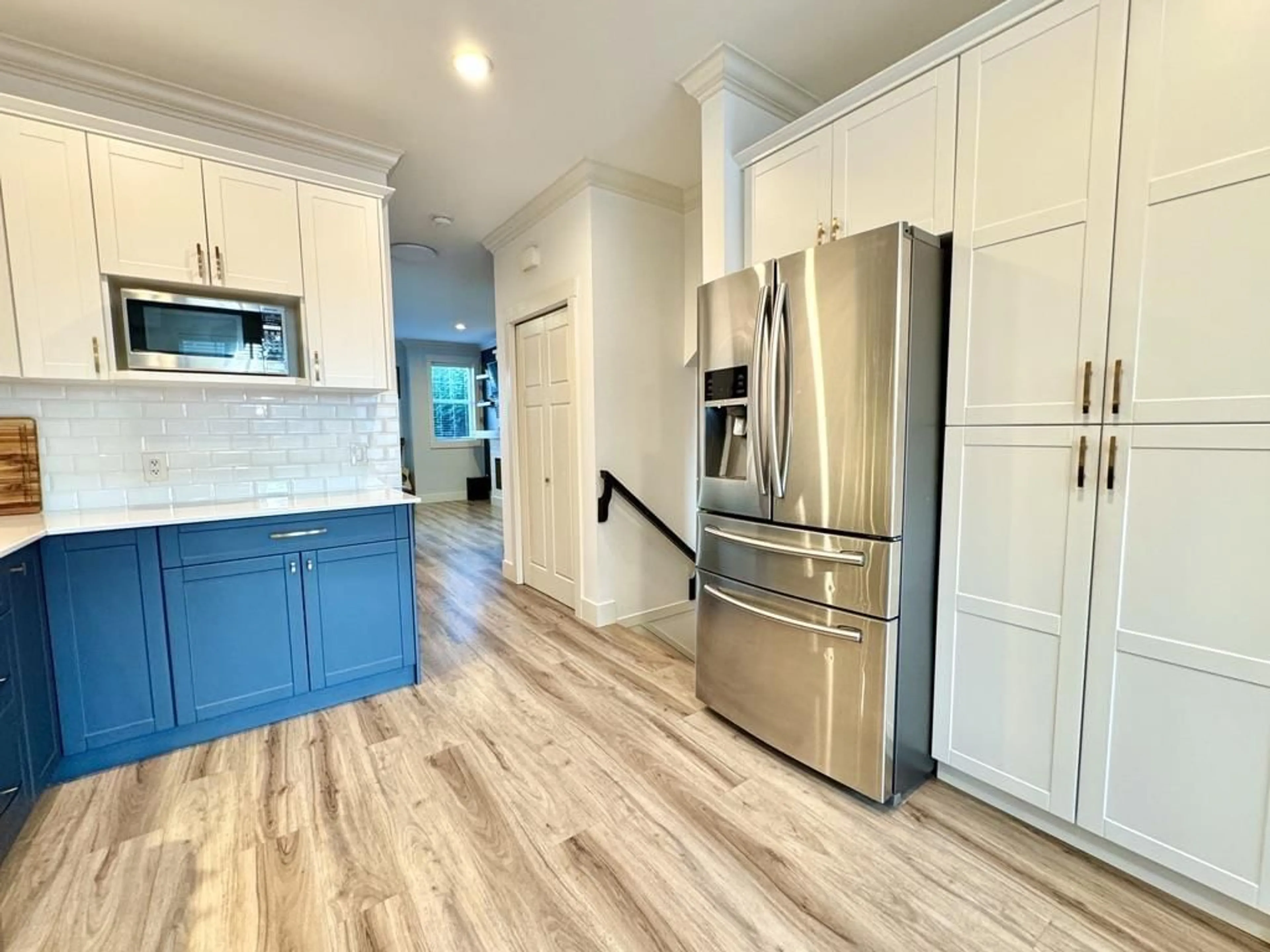 Open concept kitchen, unknown for 17 - 33860 MARSHALL ROAD, Abbotsford British Columbia V2S0E8