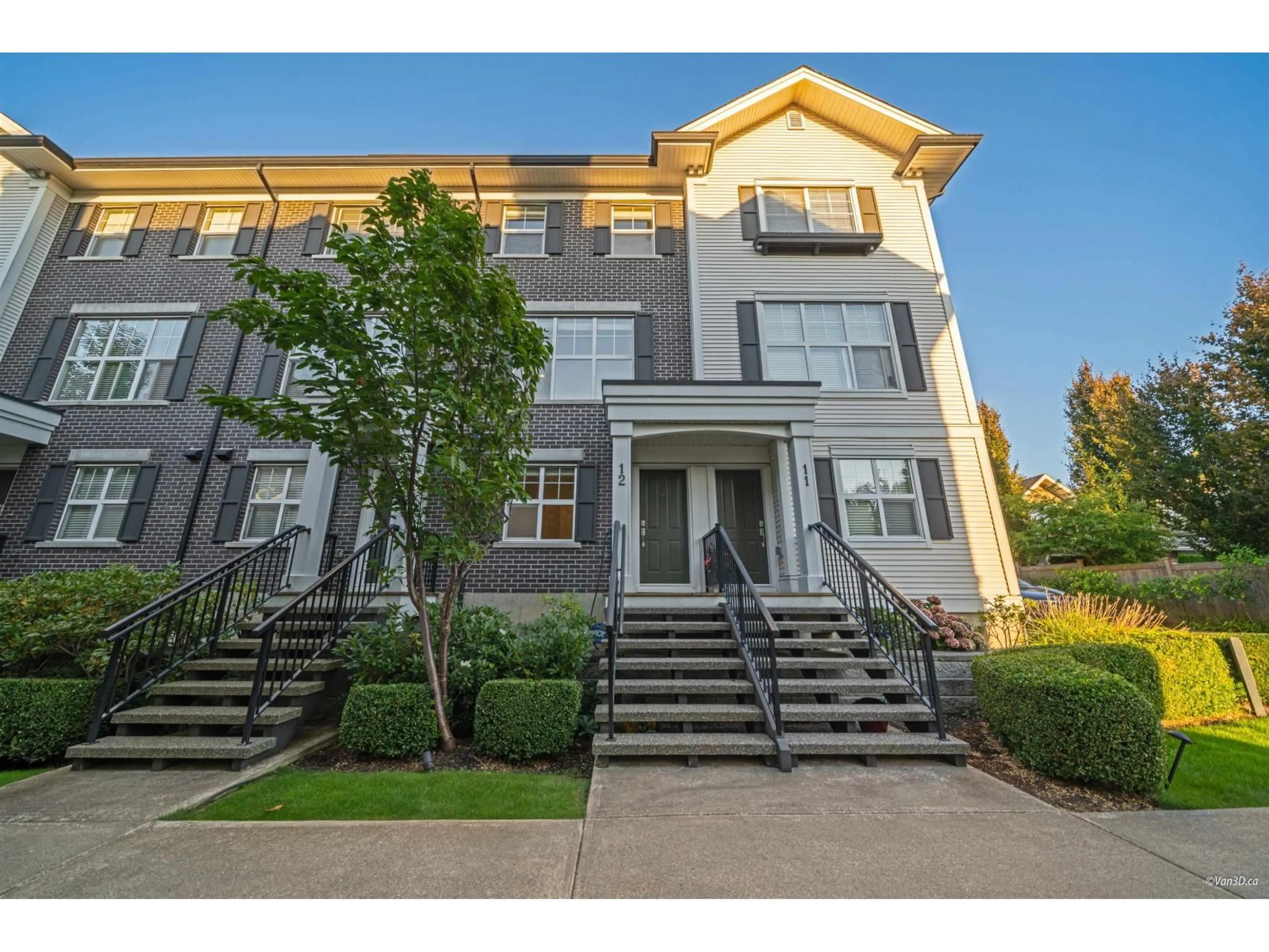 Unknown for 12 - 2469 164 STREET, Surrey British Columbia V3Z3T4