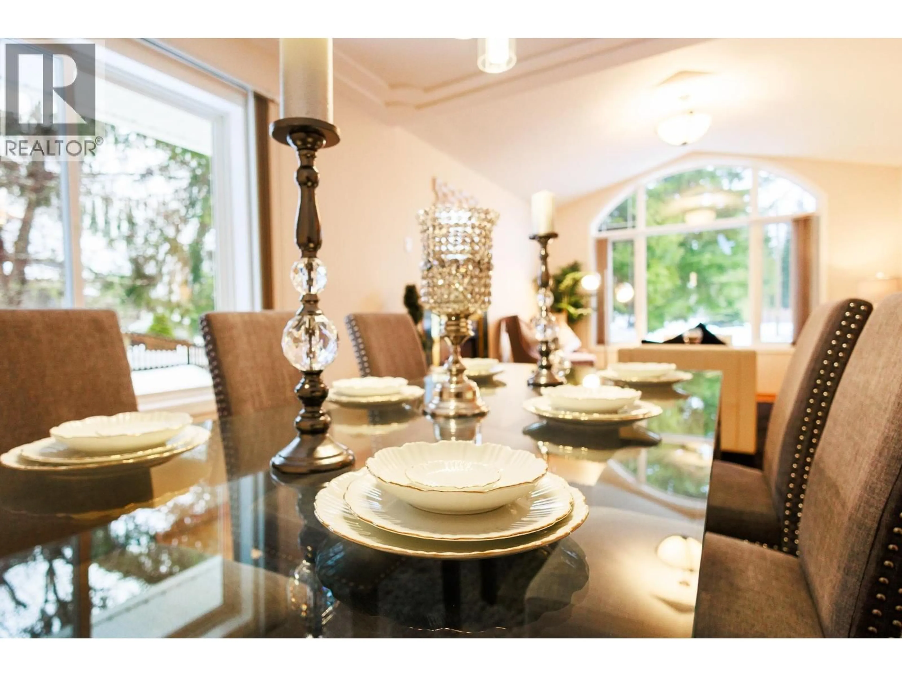 Dining room, wood/laminate floor for 5418 MCCONNELL CRESCENT, Terrace British Columbia V8G0C5