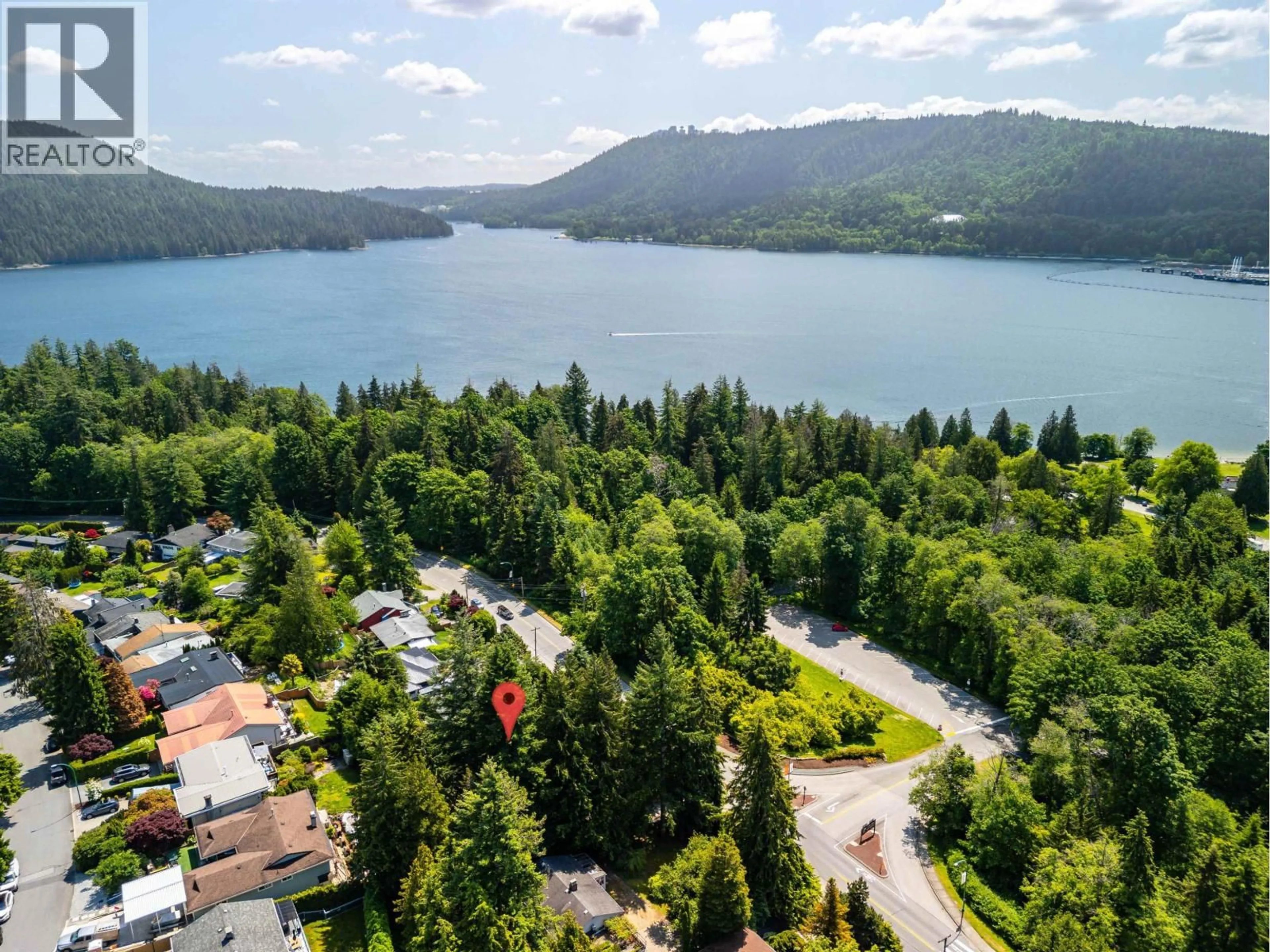 A pic from outside/outdoor area/front of a property/back of a property/a pic from drone, water/lake/river/ocean view for 4150 DOLLARTON HIGHWAY, North Vancouver British Columbia V7G1A2