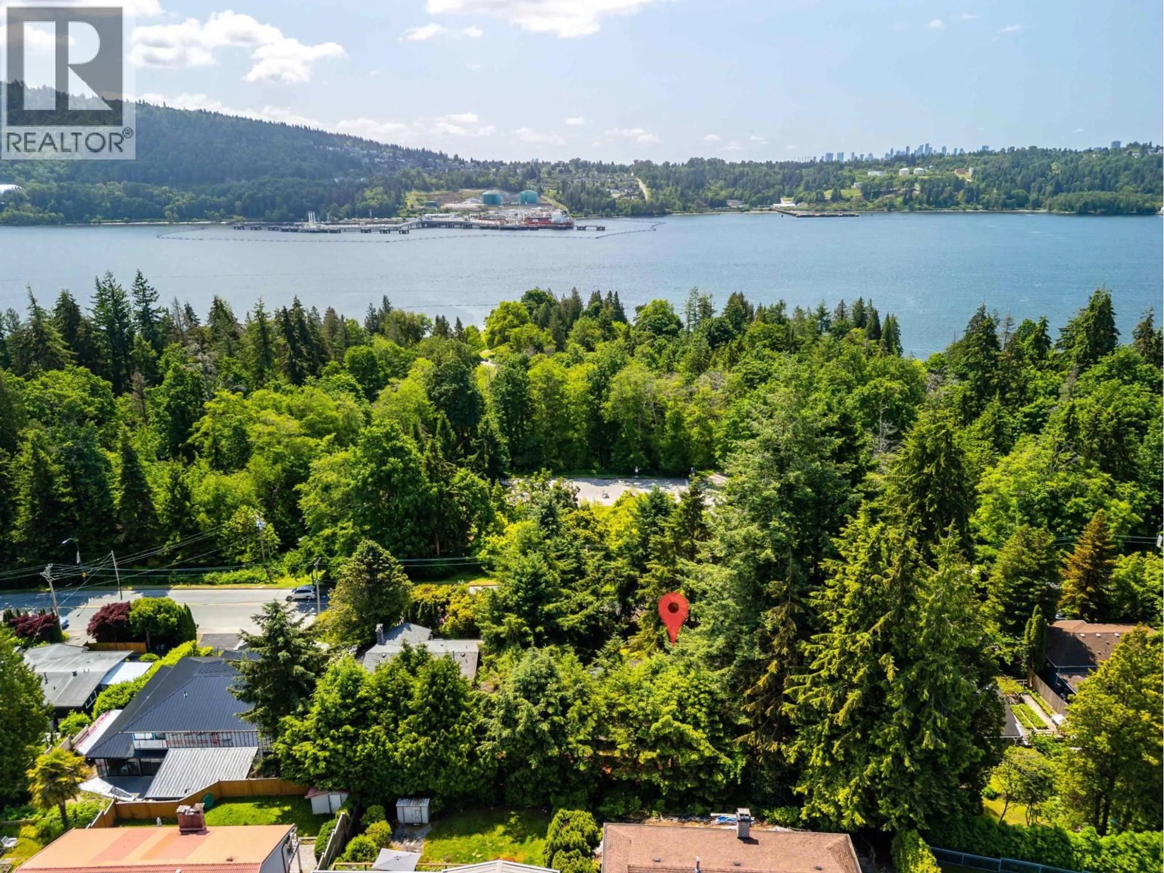 A pic from outside/outdoor area/front of a property/back of a property/a pic from drone, water/lake/river/ocean view for 4150 DOLLARTON HIGHWAY, North Vancouver British Columbia V7G1A2