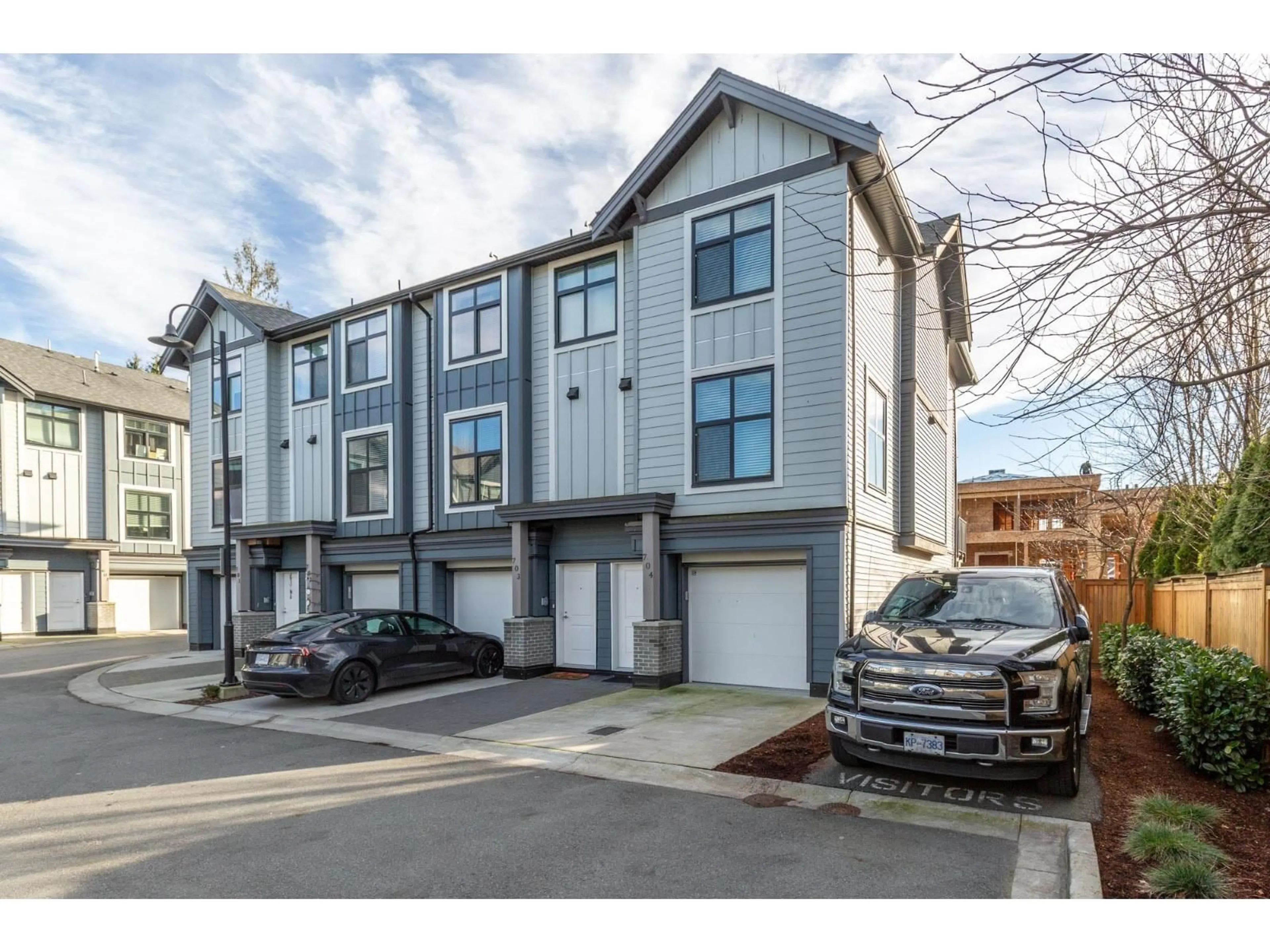 Unknown for 704 - 2267 MCKENZIE ROAD, Abbotsford British Columbia V2S0M9