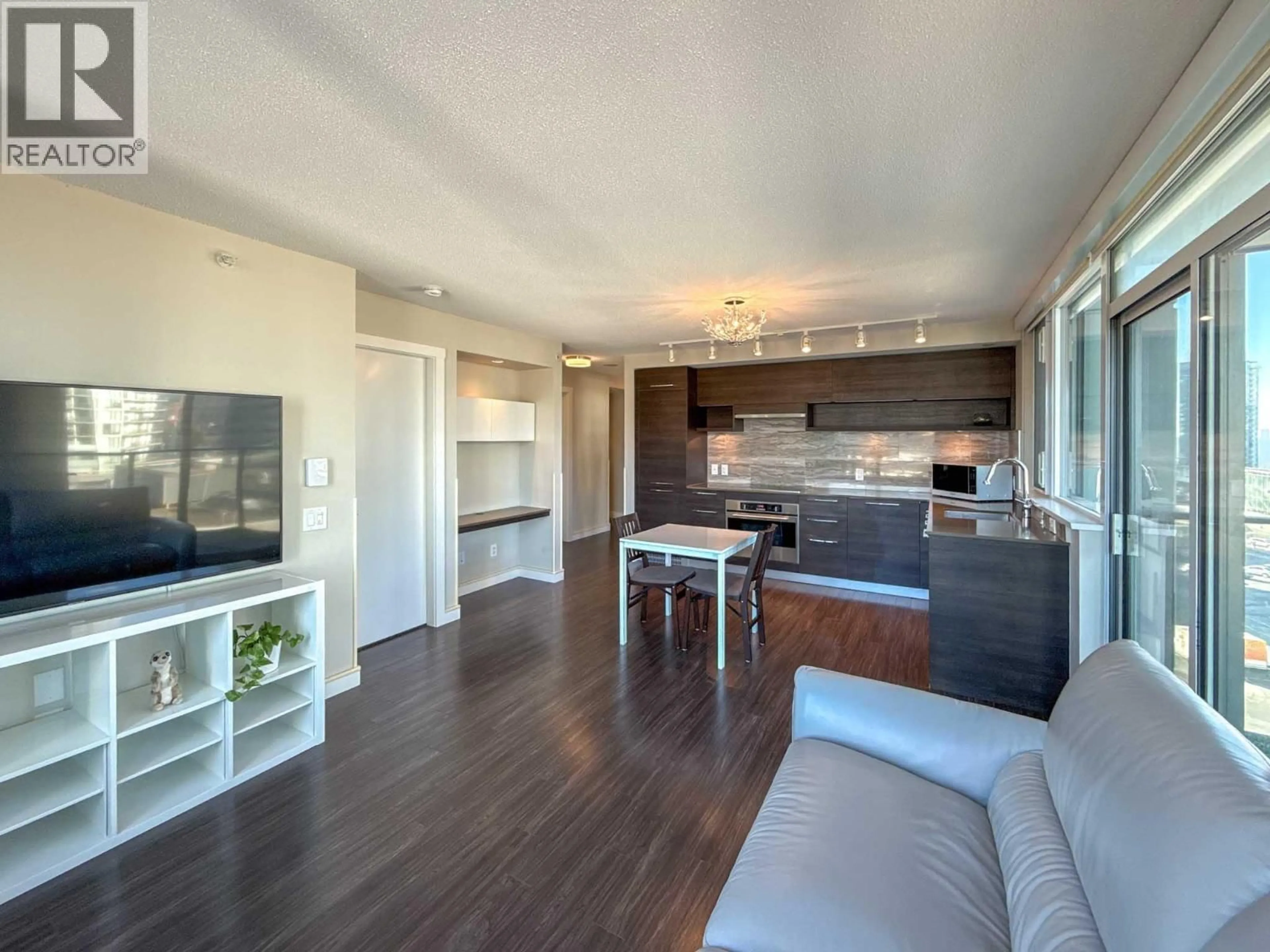 Open concept kitchen, wood/laminate floor for 804 - 570 EMERSON STREET, Coquitlam British Columbia V3J0G3