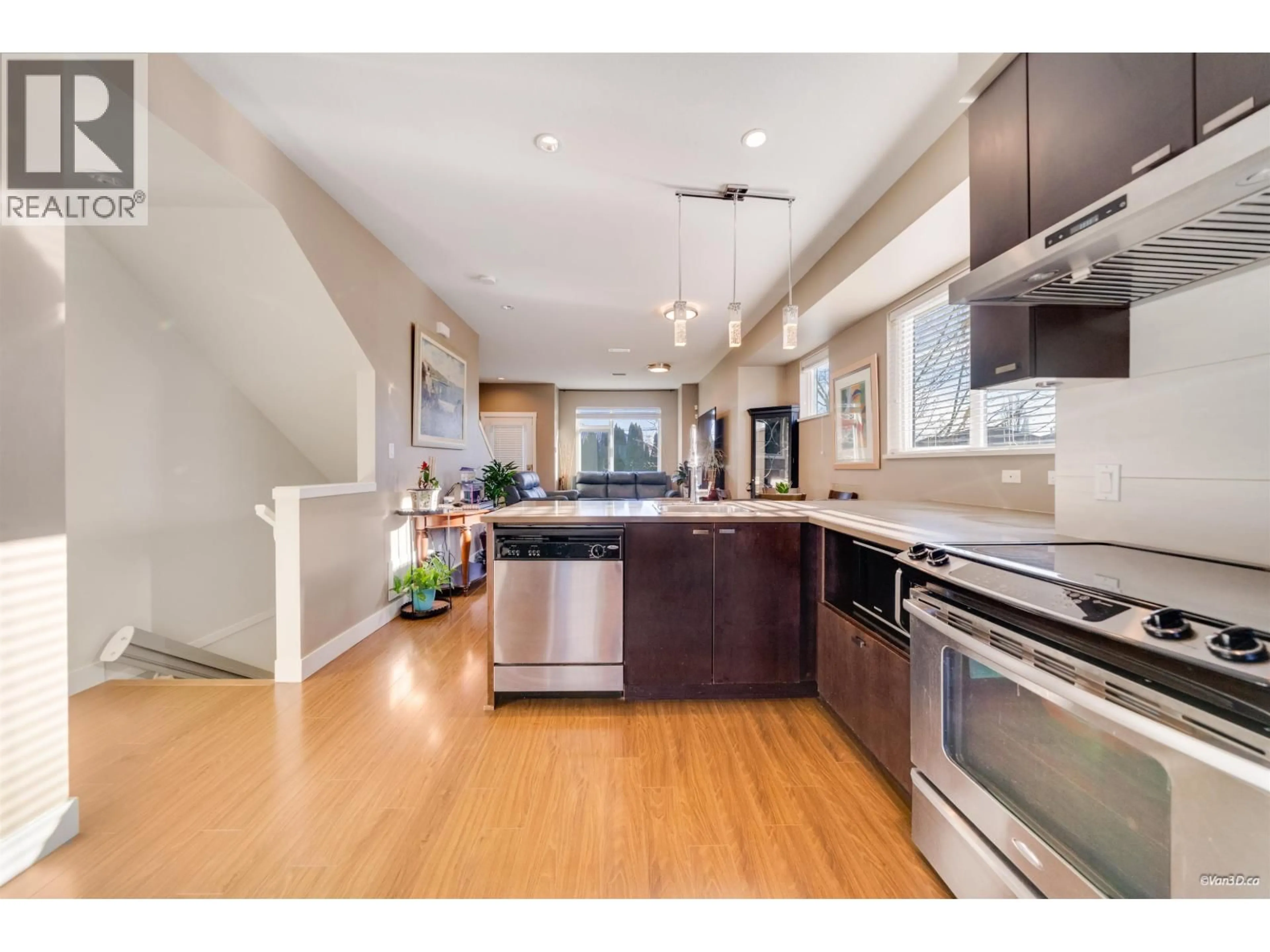 Open concept kitchen, unknown for 1 - 4099 NO. 4 ROAD, Richmond British Columbia V6X2M2