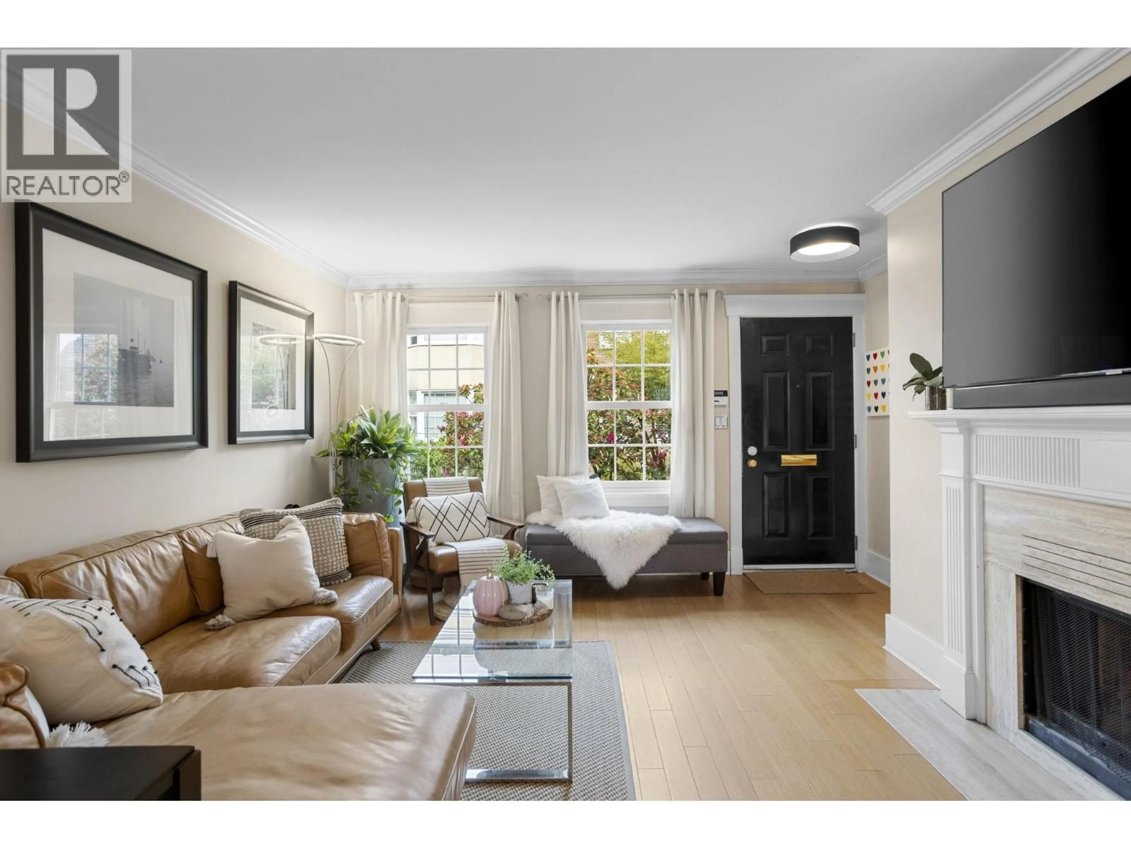 Living room with furniture, unknown for 1365 7TH AVENUE, Vancouver British Columbia V6H1B8