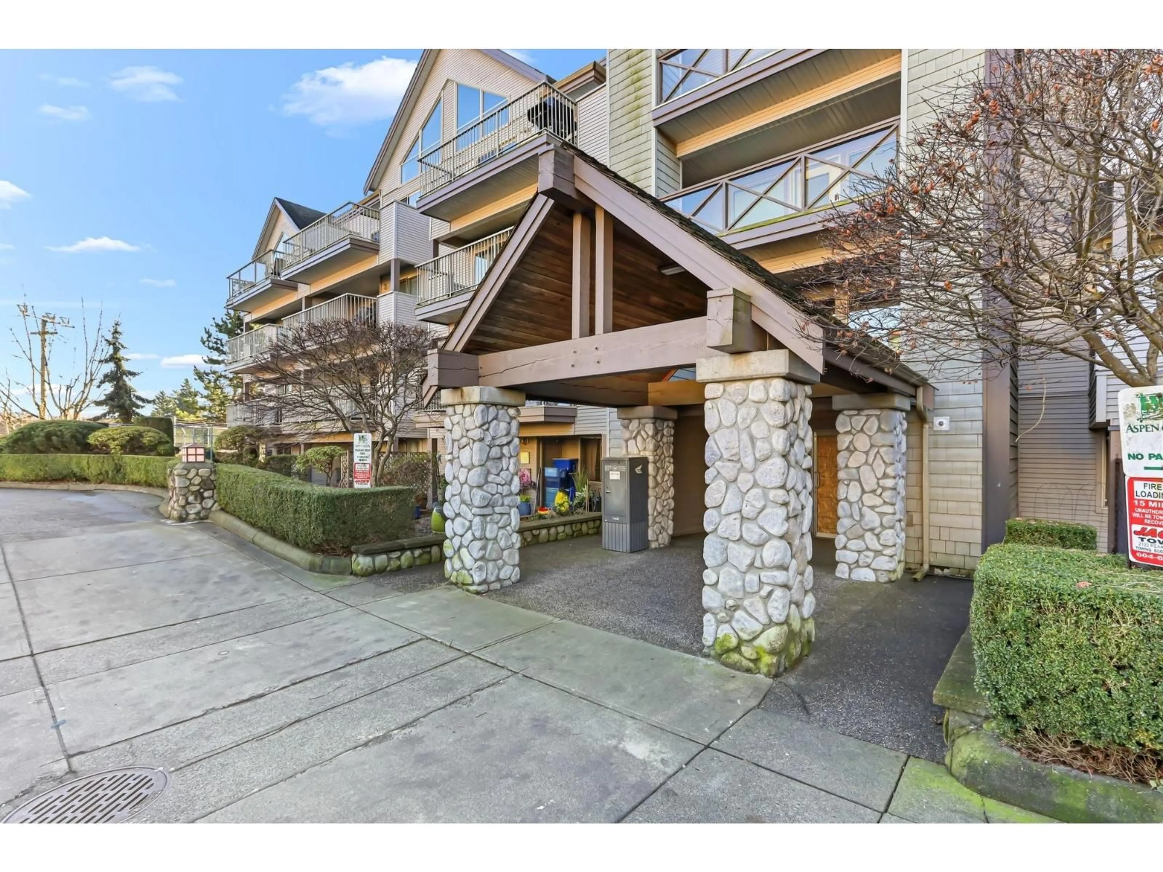 Unknown for 403 - 33478 ROBERTS AVENUE, Abbotsford British Columbia V2S8E1