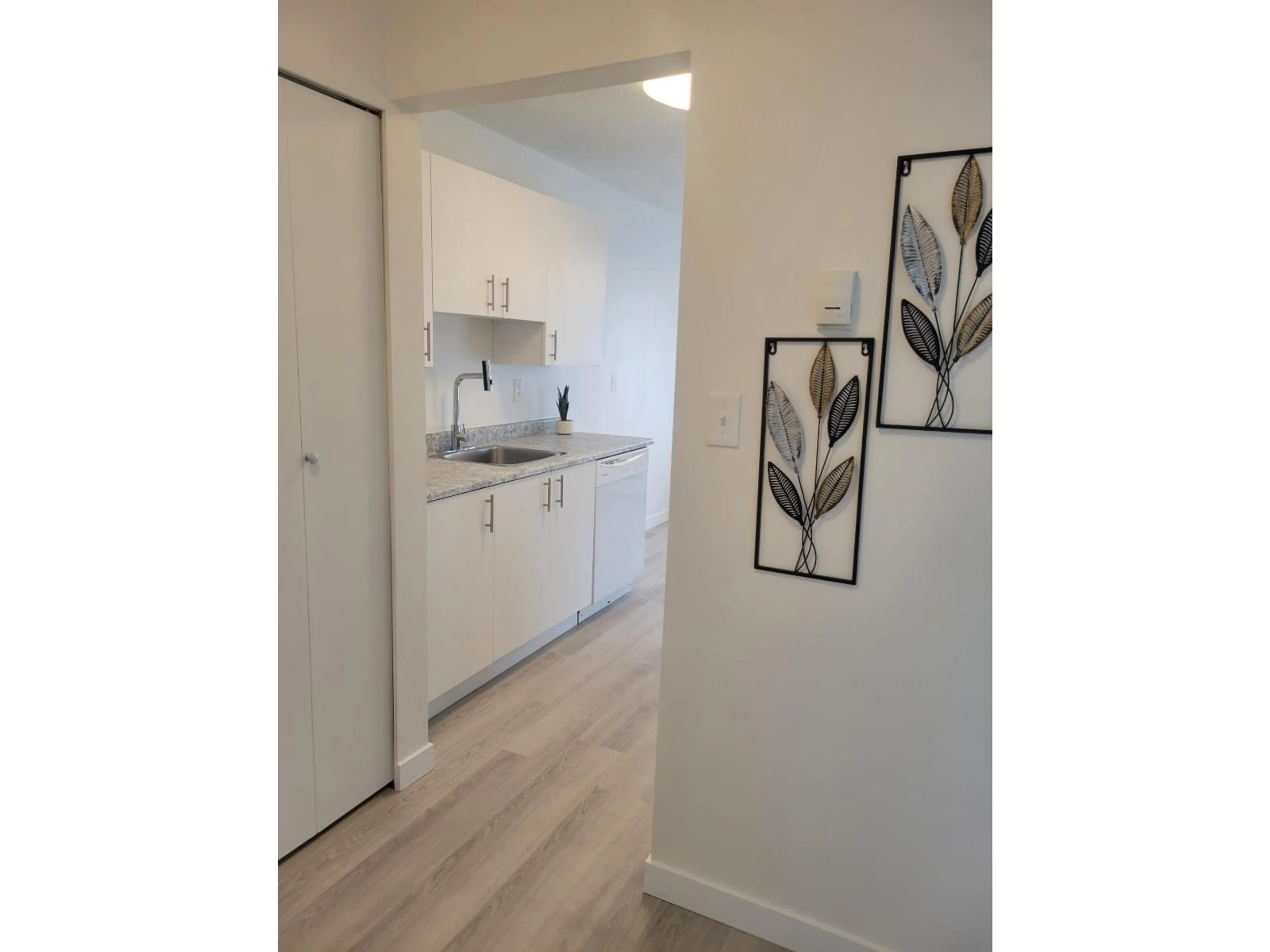 A pic of a room for 310 - 45749 SPADINA AVENUE, Chilliwack British Columbia V2P1T5