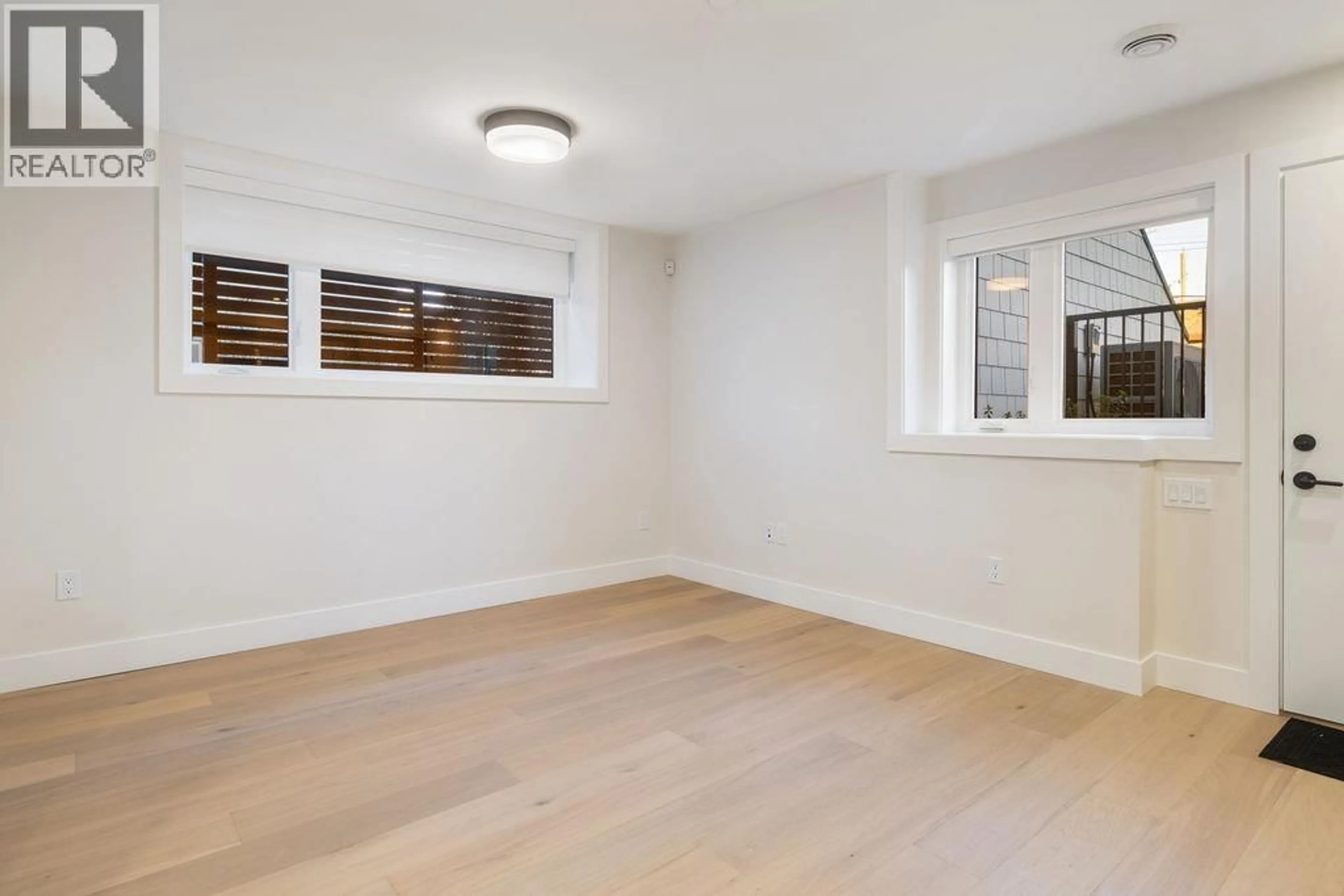 A pic of a room for 1 - 1933 TEMPLETON DRIVE, Vancouver British Columbia V5N4V9