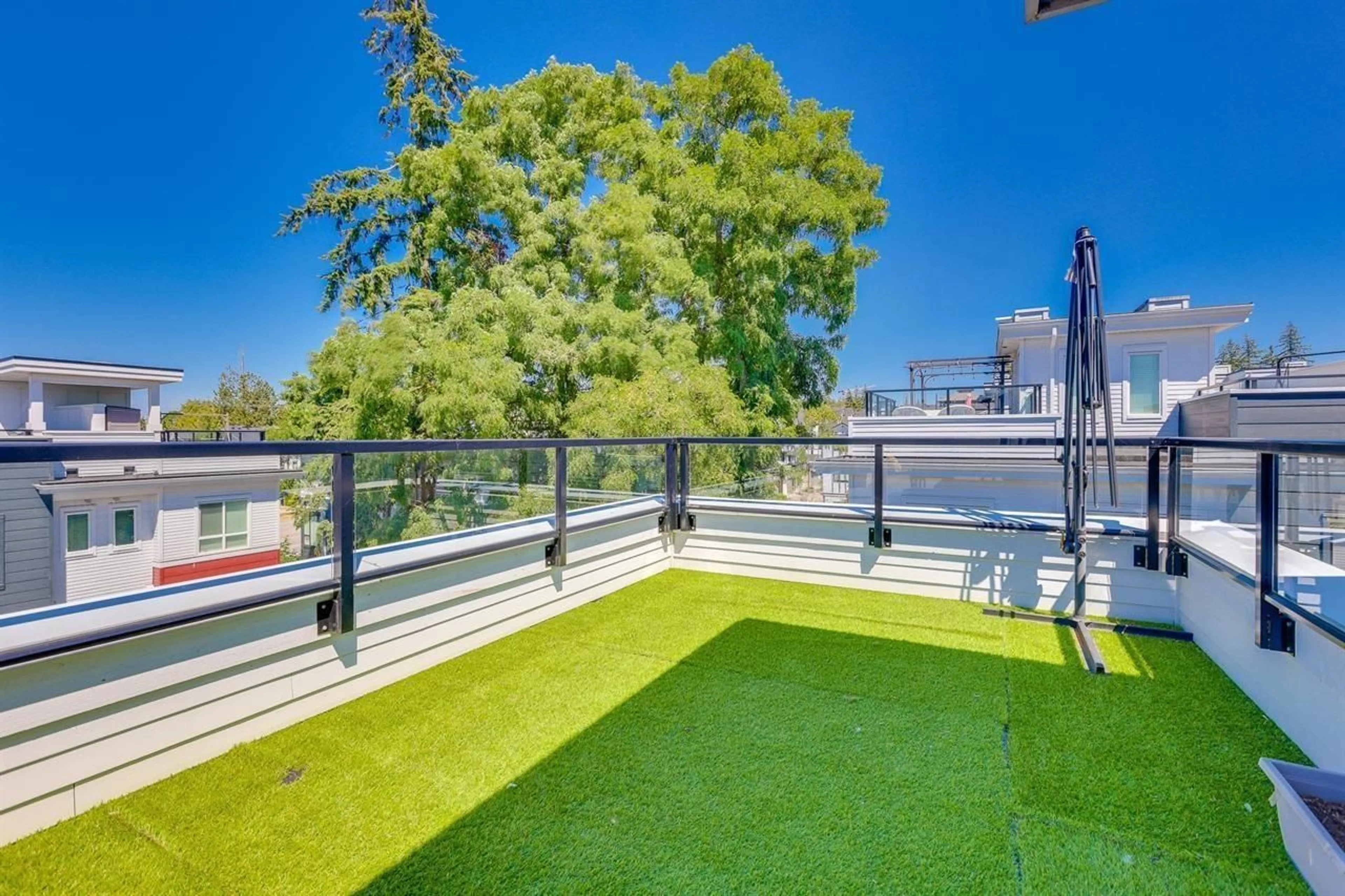 Patio, water/lake/river/ocean view for 10 - 16315 23A STREET, Surrey British Columbia V3Z0S3